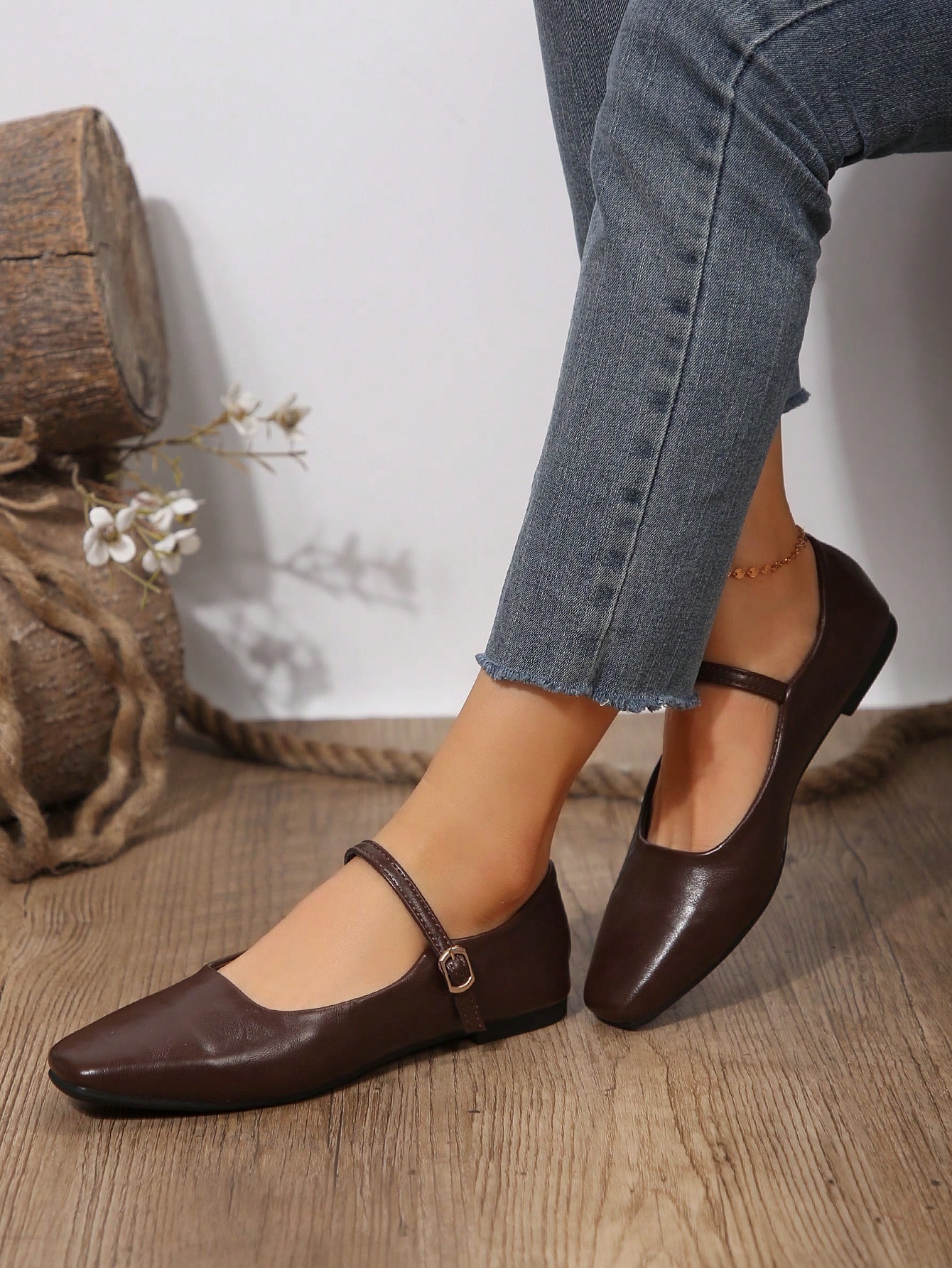 In Brown Women Flats