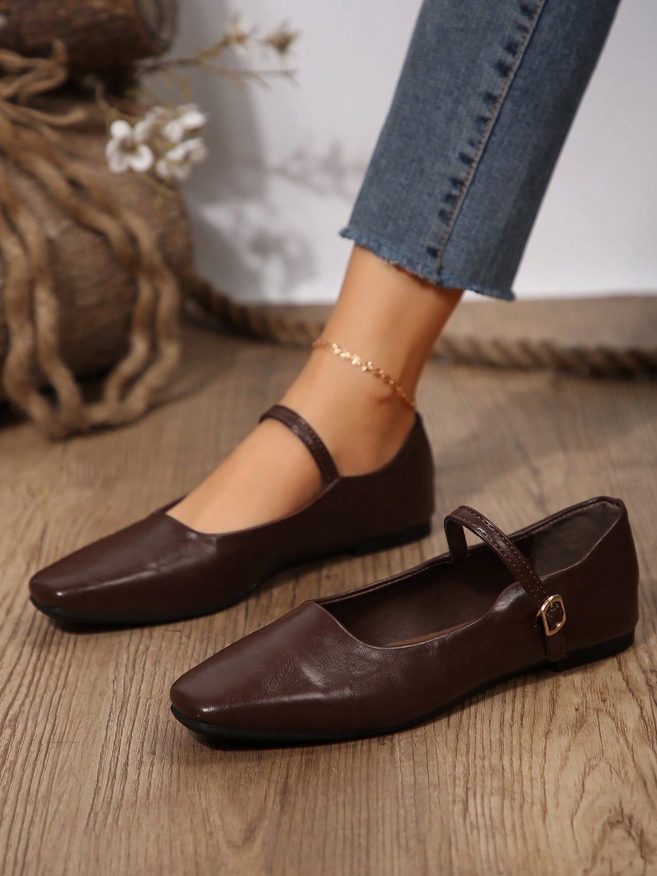 In Brown Women Flats