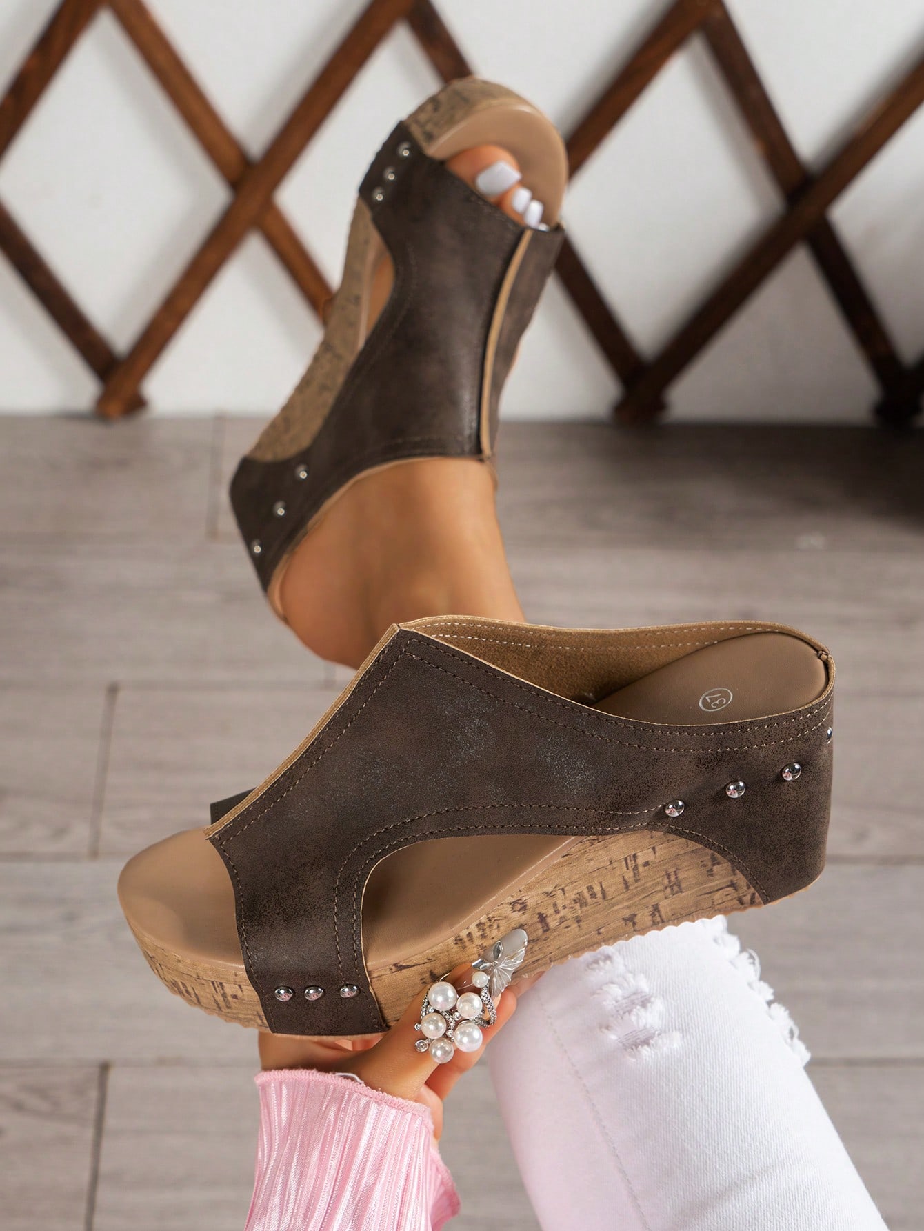 Women Platforms & Wedge Sandals