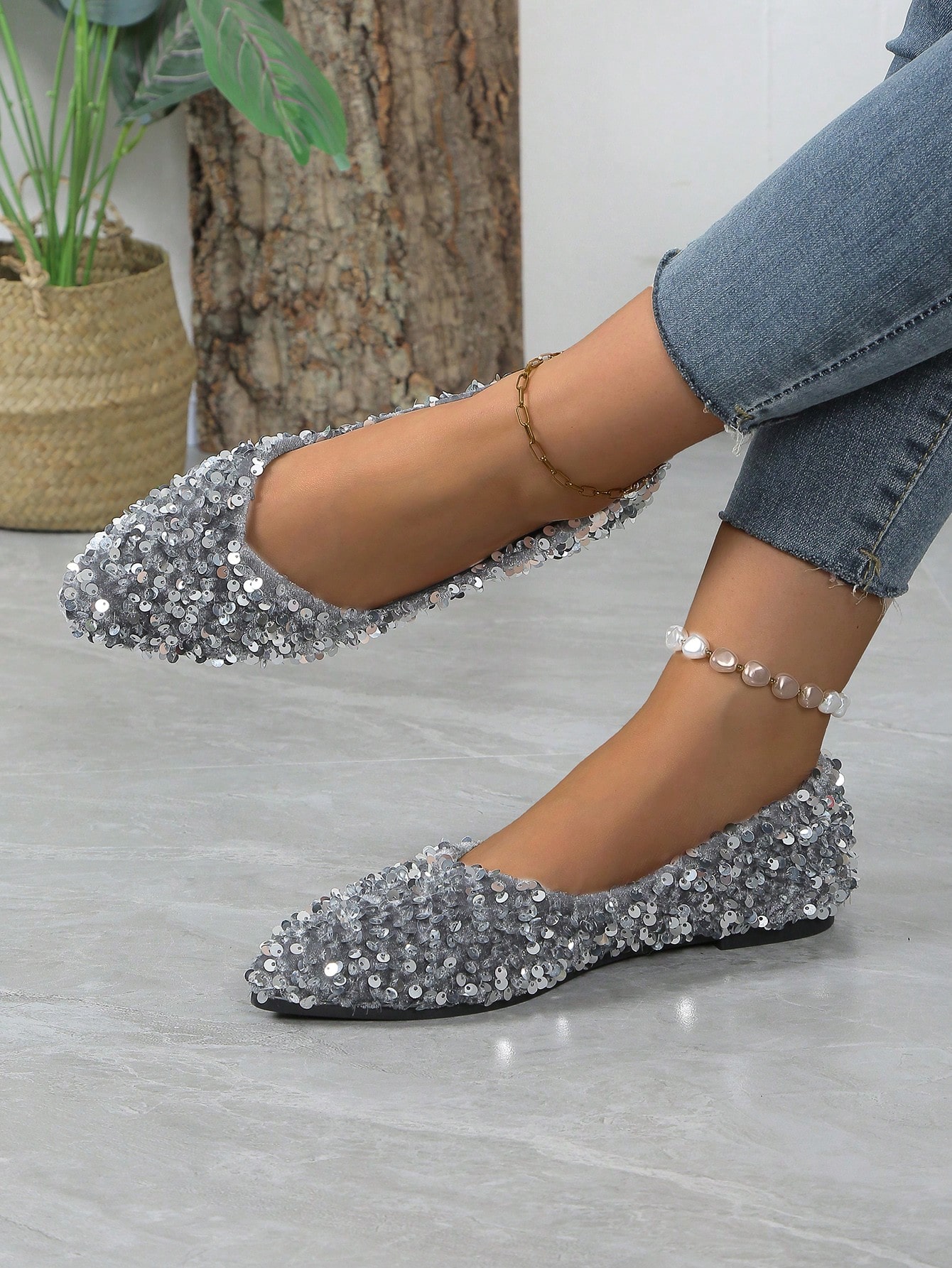 In Silver Women Flats