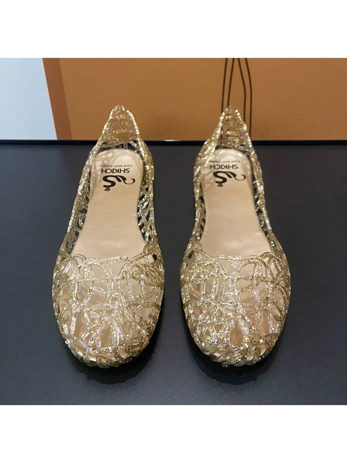 Women Flats Below $9.99