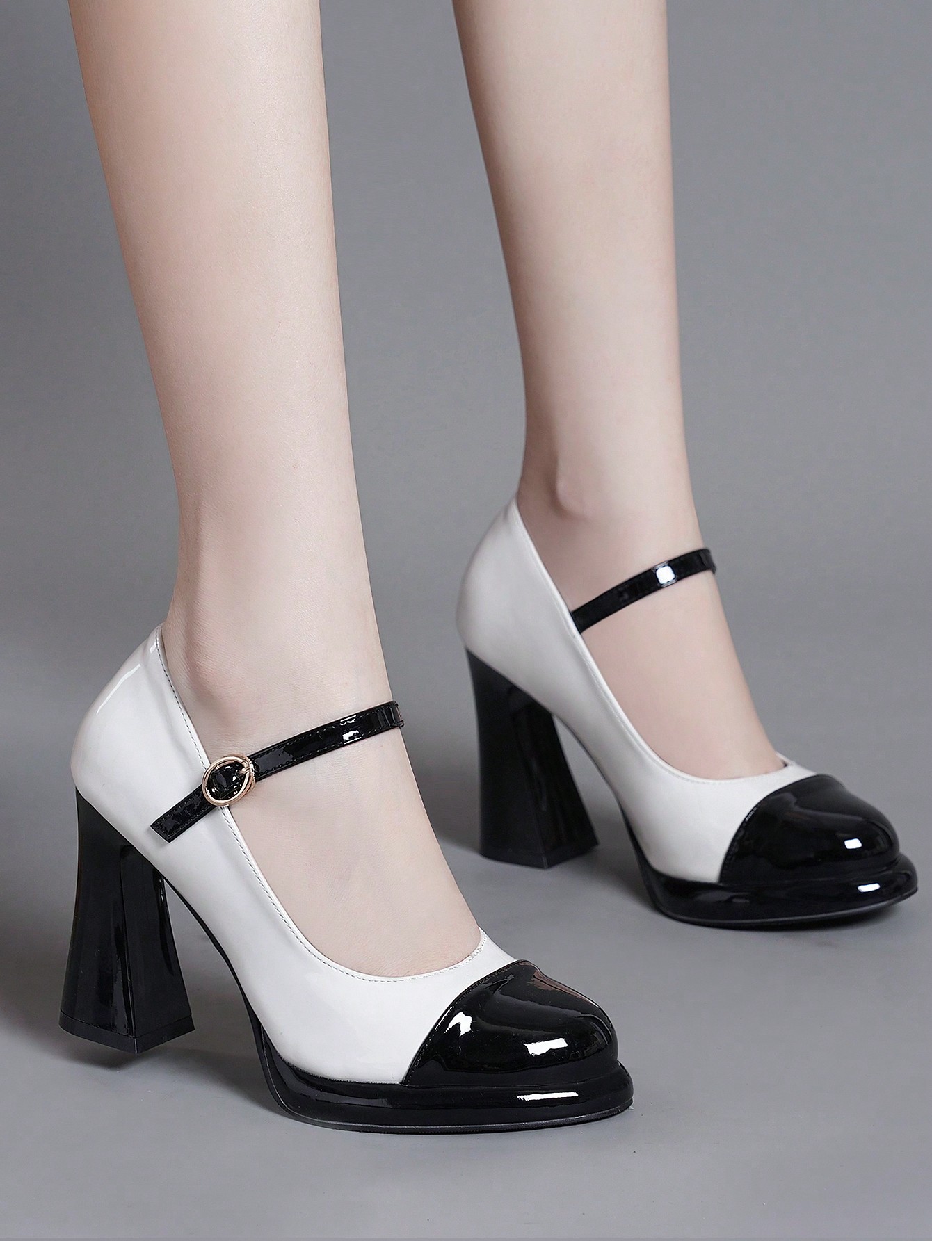 In Black and White Women Pumps