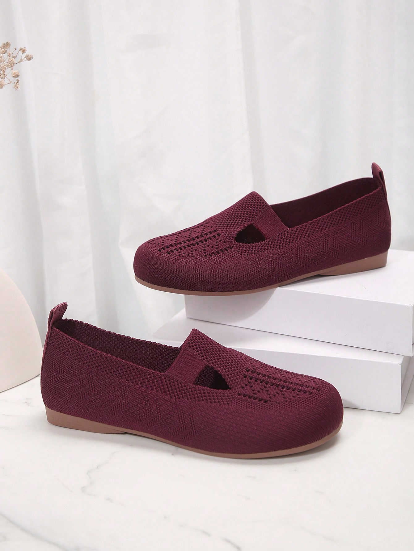 In Burgundy Women Flats