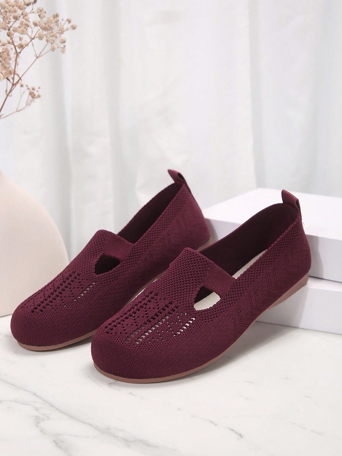 In Burgundy Women Flats