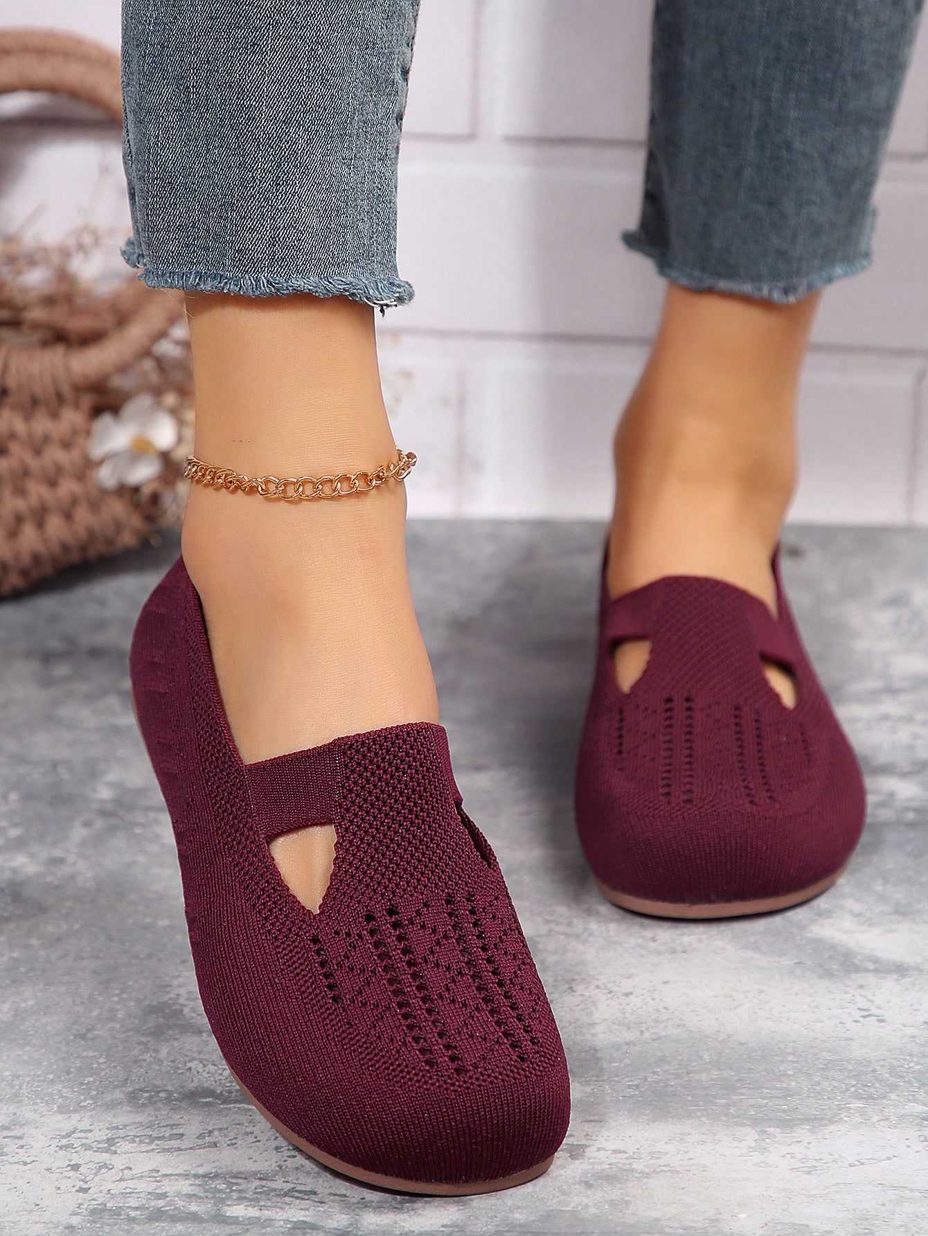 In Burgundy Women Flats