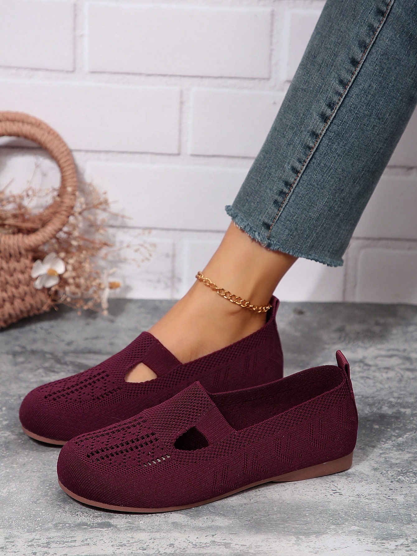 In Burgundy Women Flats