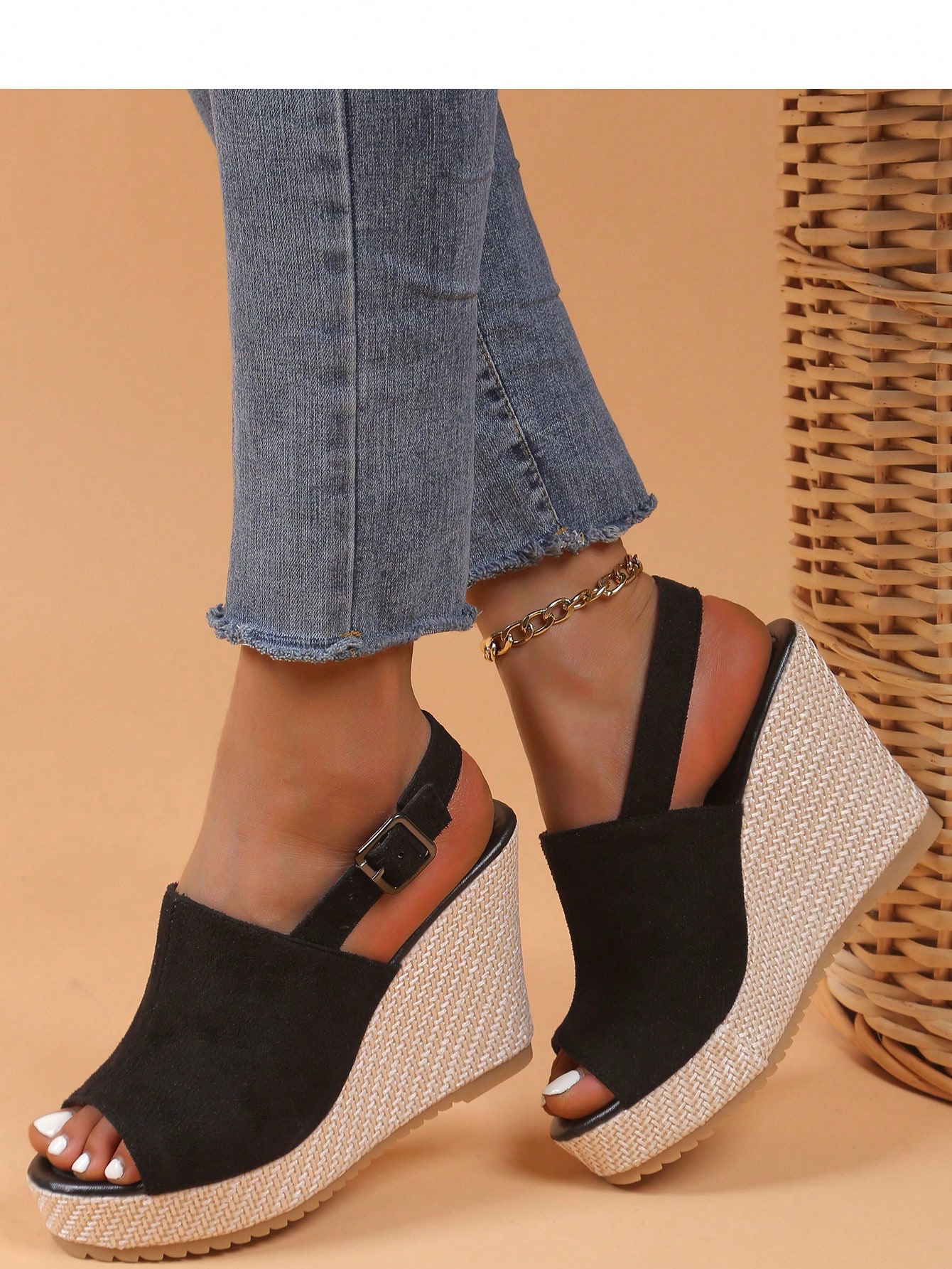 Women Platforms & Wedge Sandals