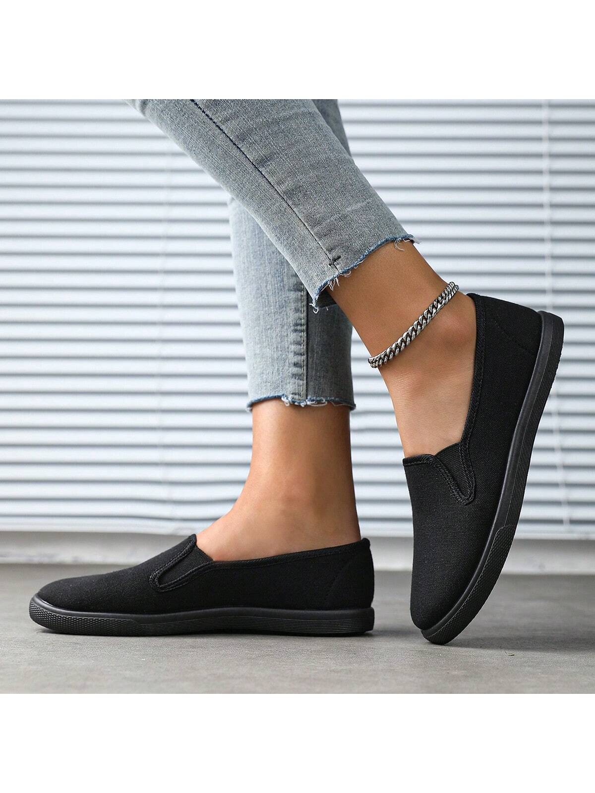 In Black Women Flats