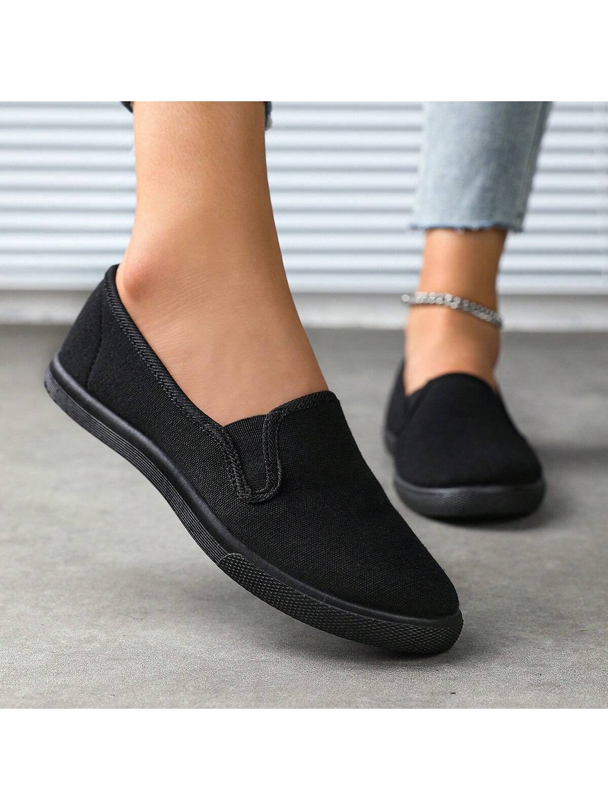 In Black Women Flats