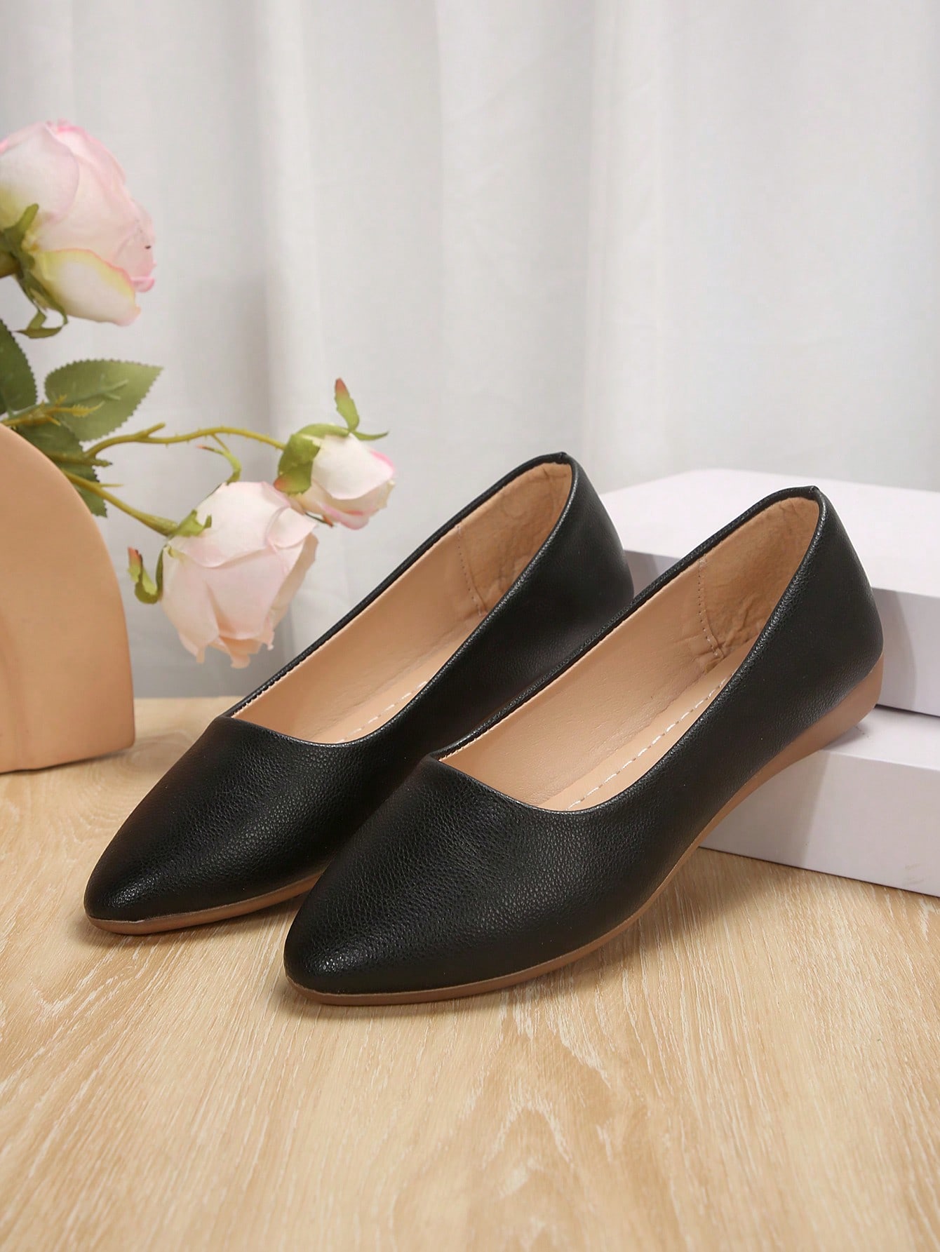 In Black Women Flats