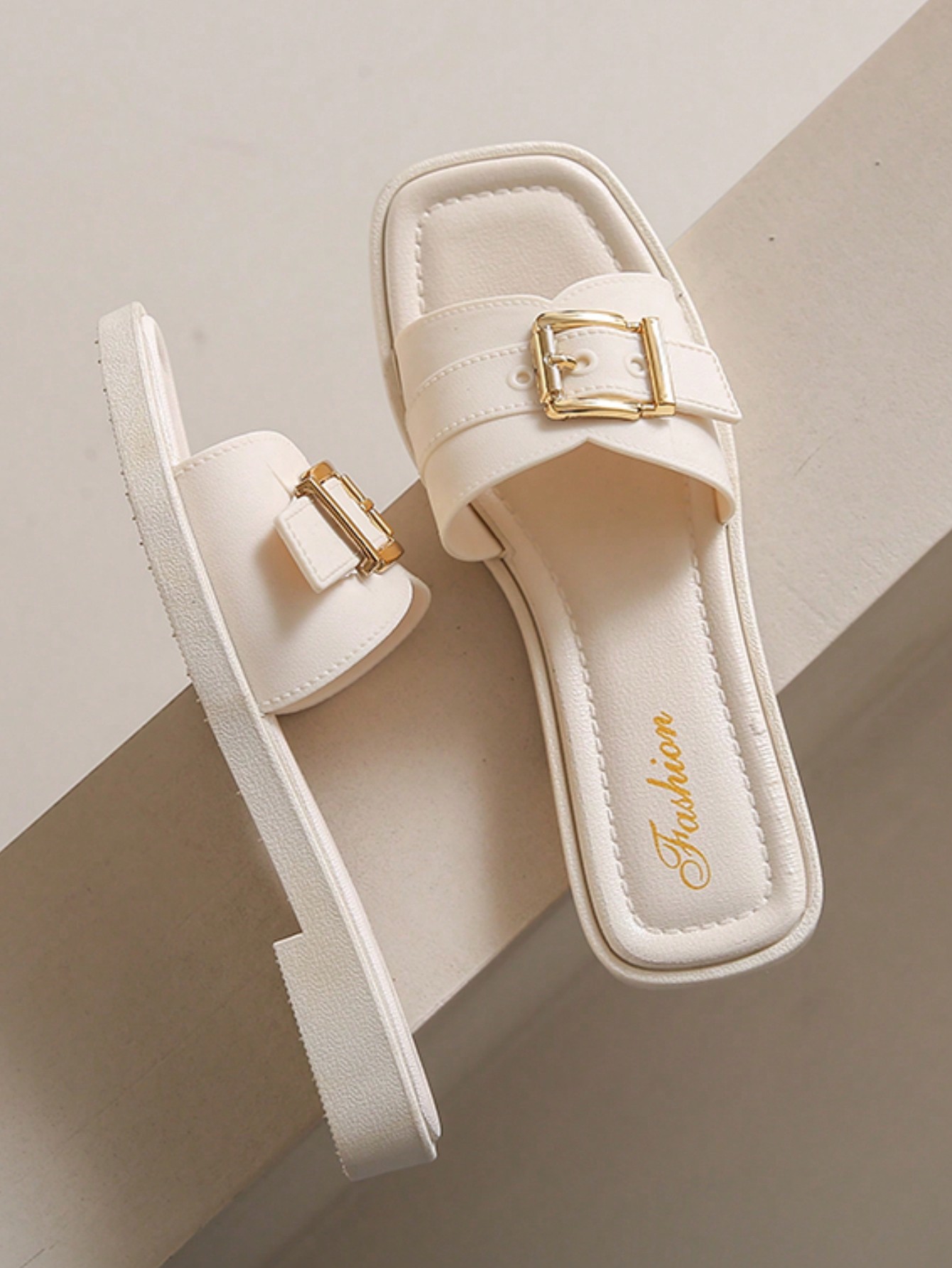 In White Women Flat Sandals