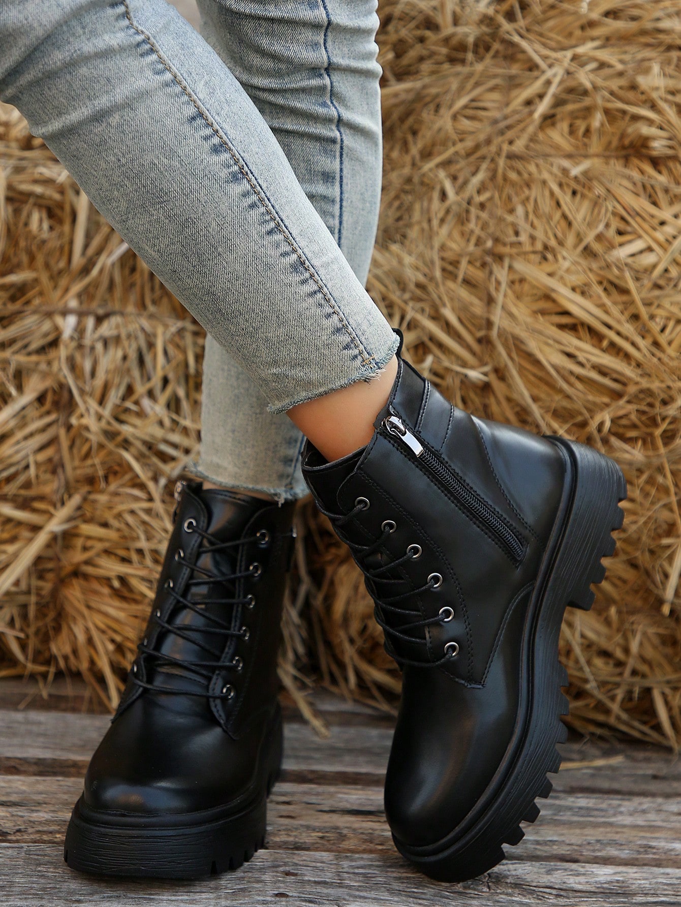 In Black Women Mid-Calf Boots