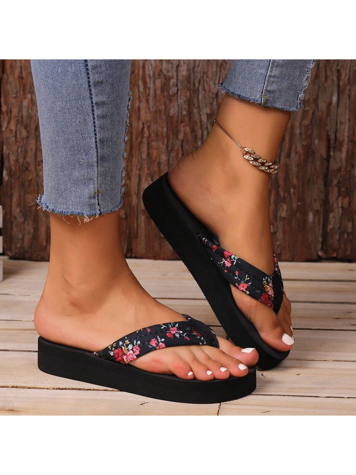 In Multicolor Women Flip-Flops