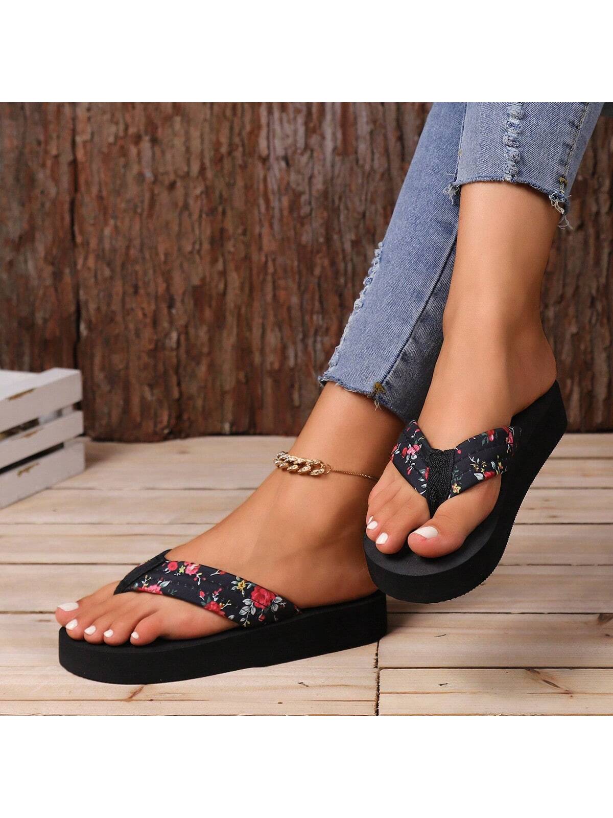 In Multicolor Women Flip-Flops