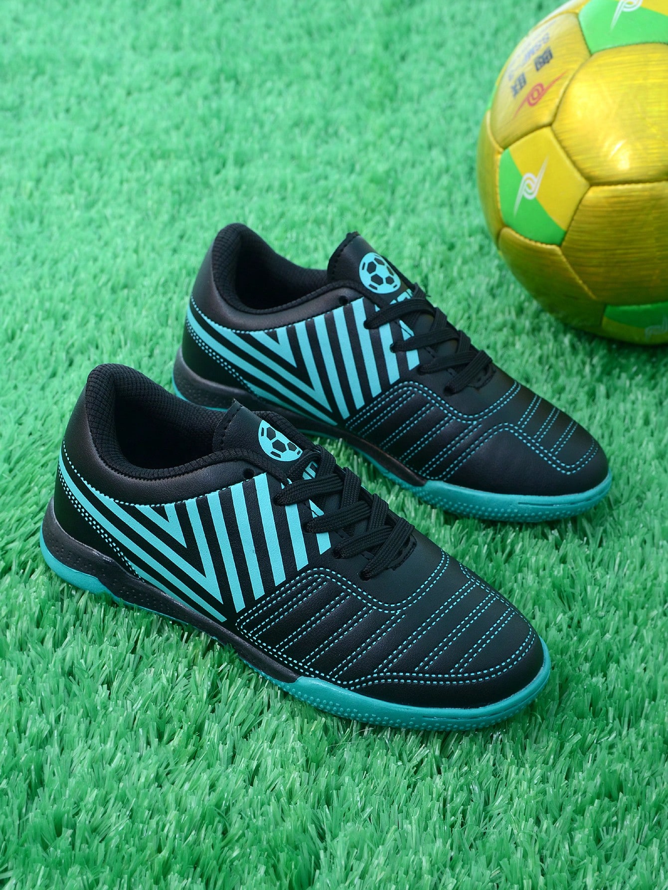 Kids Soccer Shoes