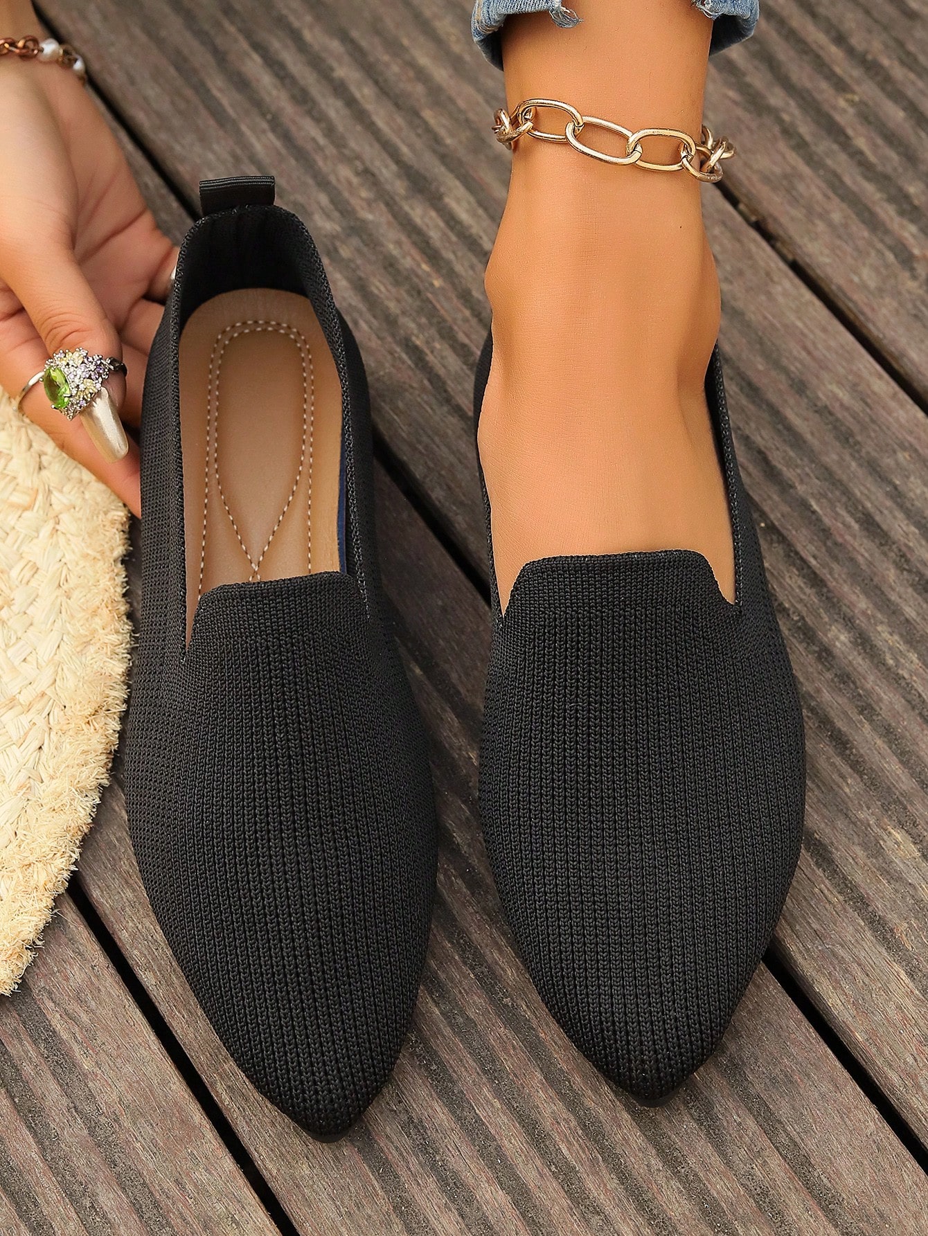 In Black Women Flats