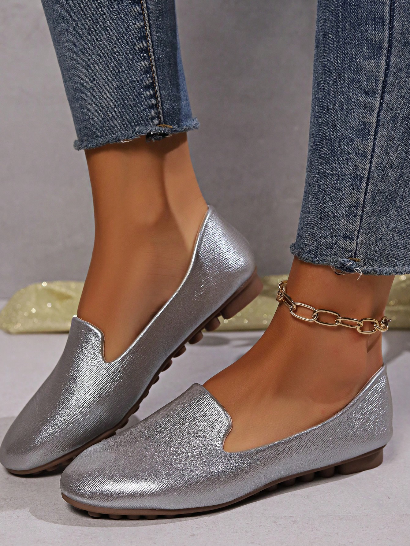 In Silver Women Flats