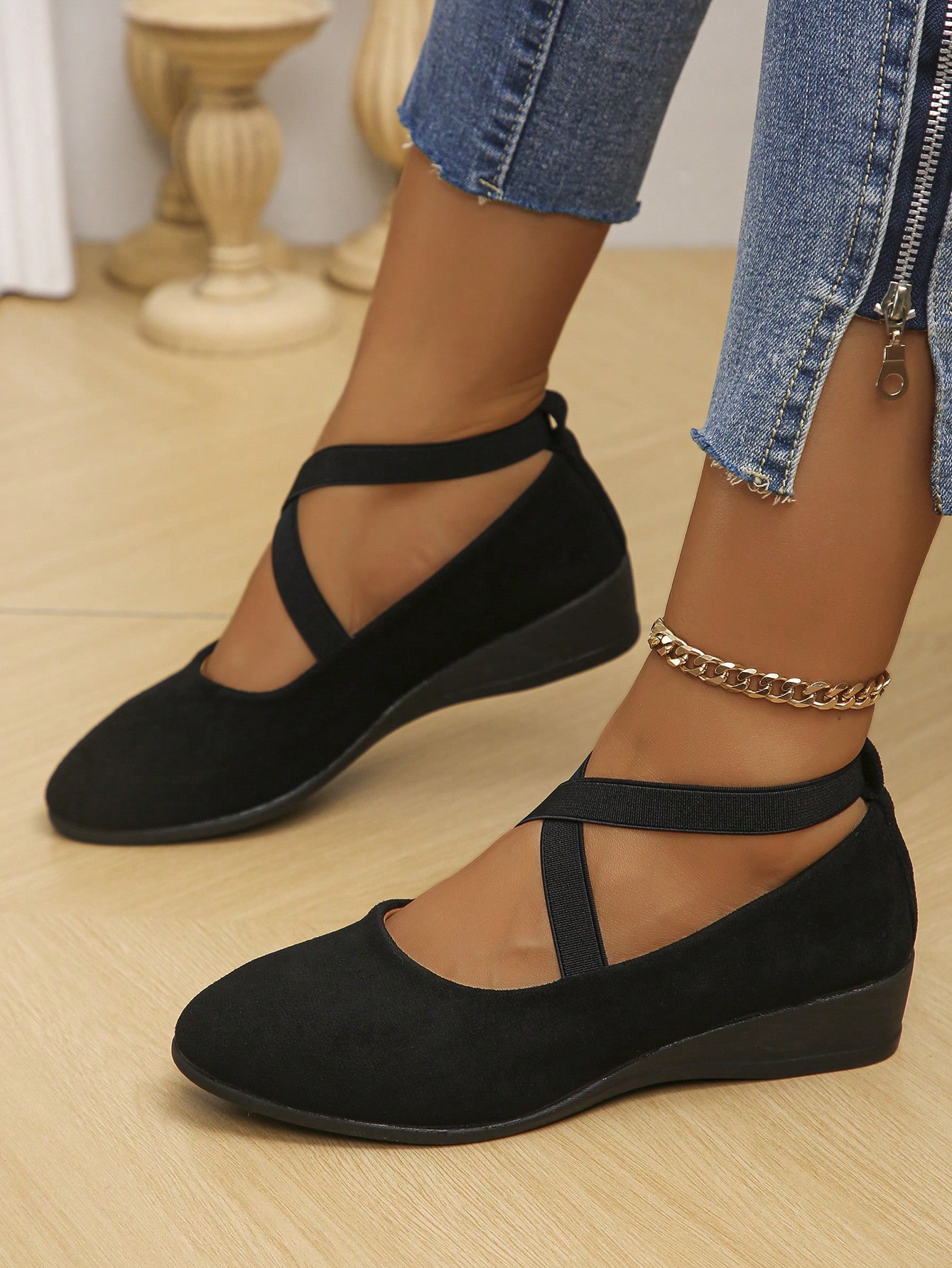 In Black Women Wedges & Flatform