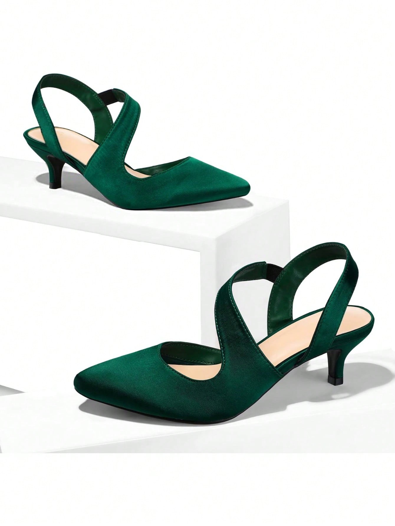 In Green Women Pumps