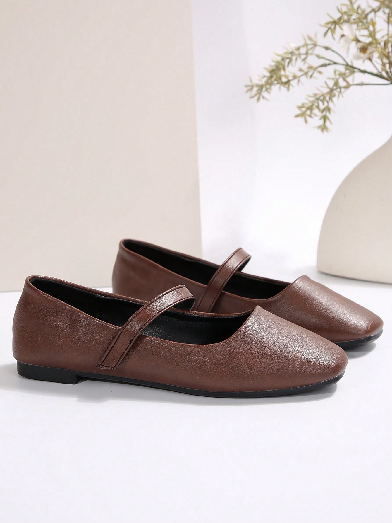 In Brown Women Flats