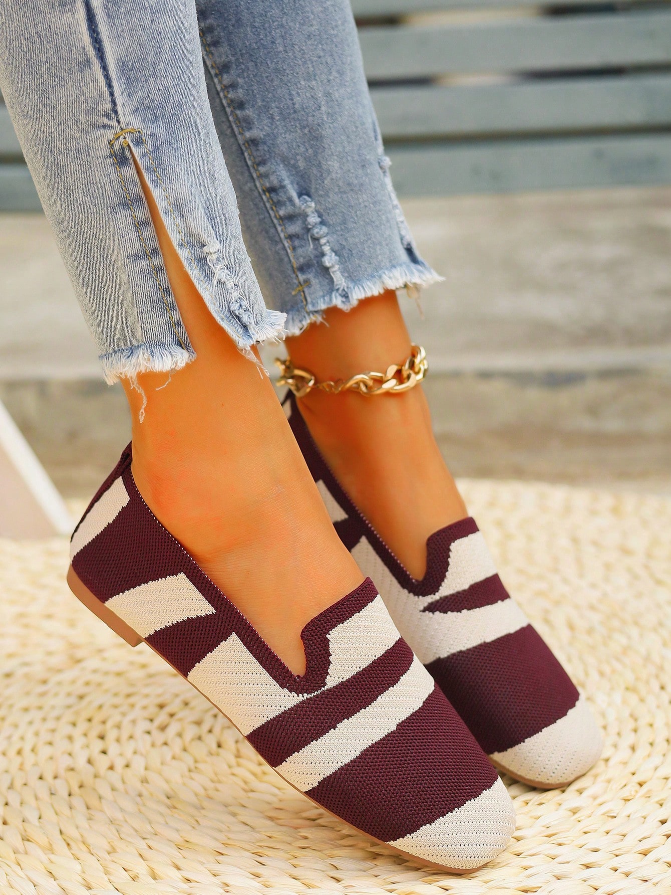 In Burgundy Women Flats