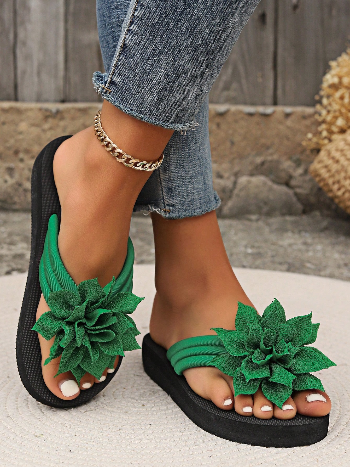 In Green Women Flip-Flops