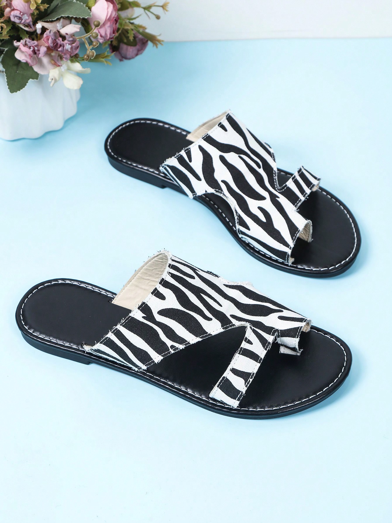 In Black and White Women Sandals