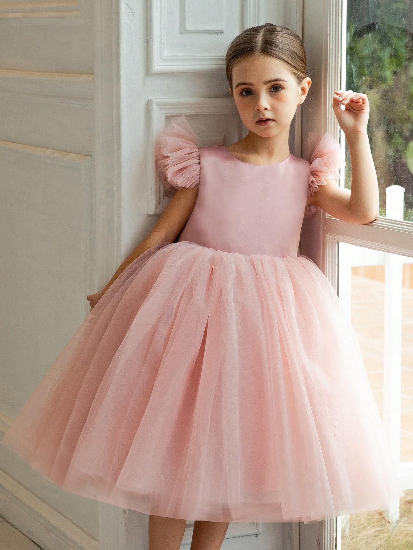 Young Girls Partywear