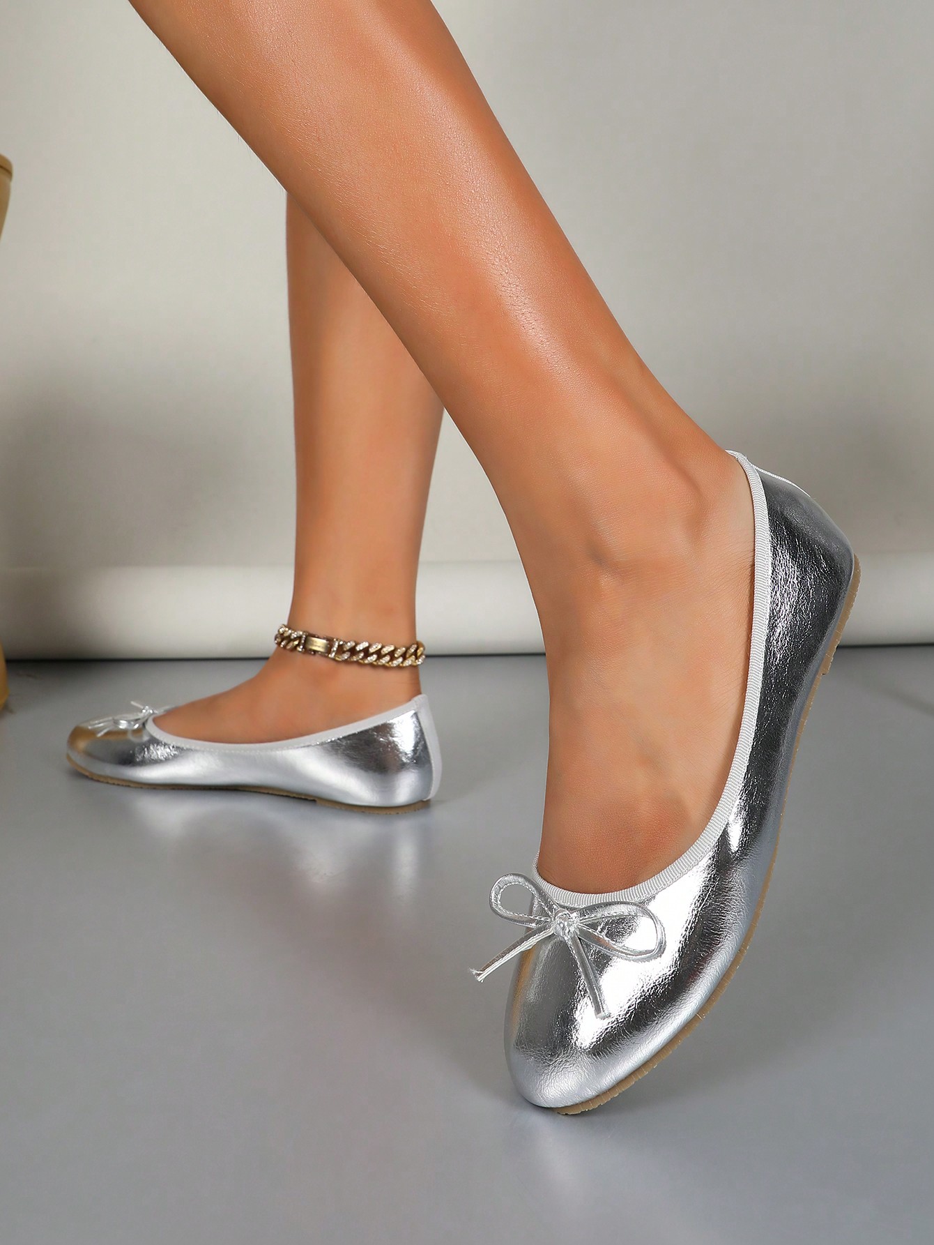 In Silver Women Flats