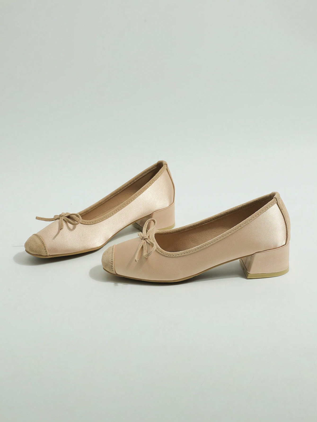 In Champagne Women Pumps