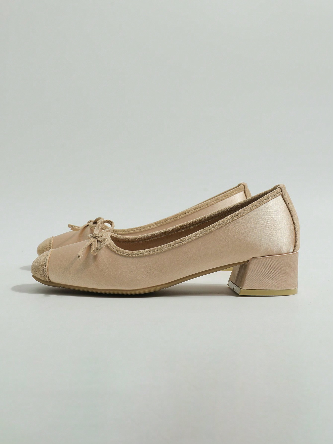 In Champagne Women Pumps