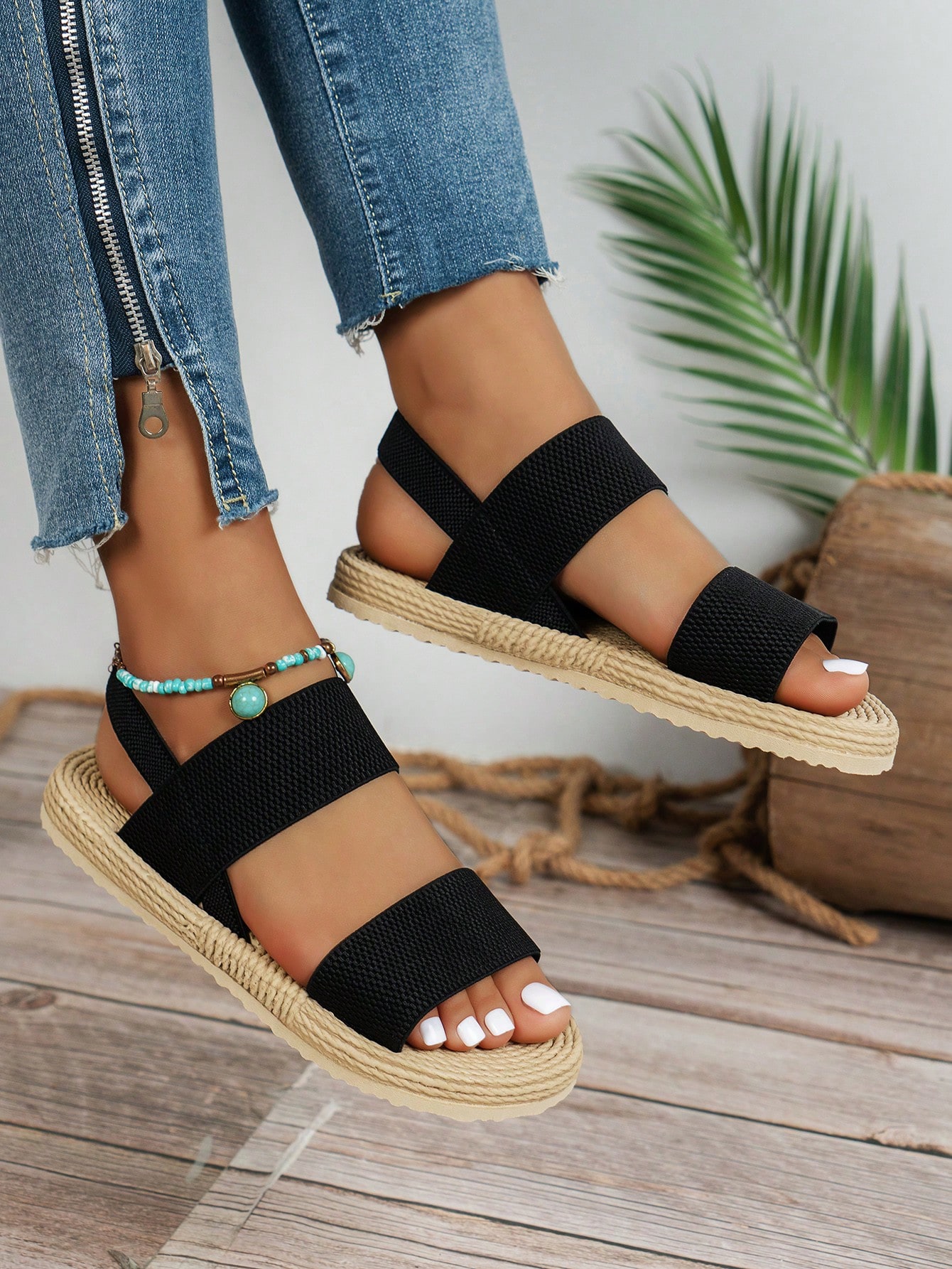 Teen Flat Sandals