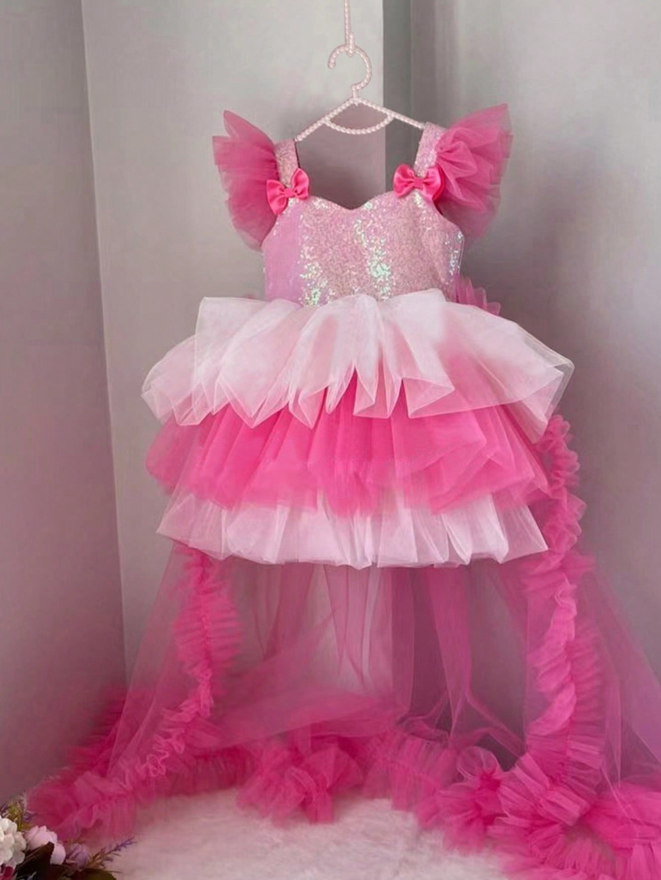 Young Girls Partywear