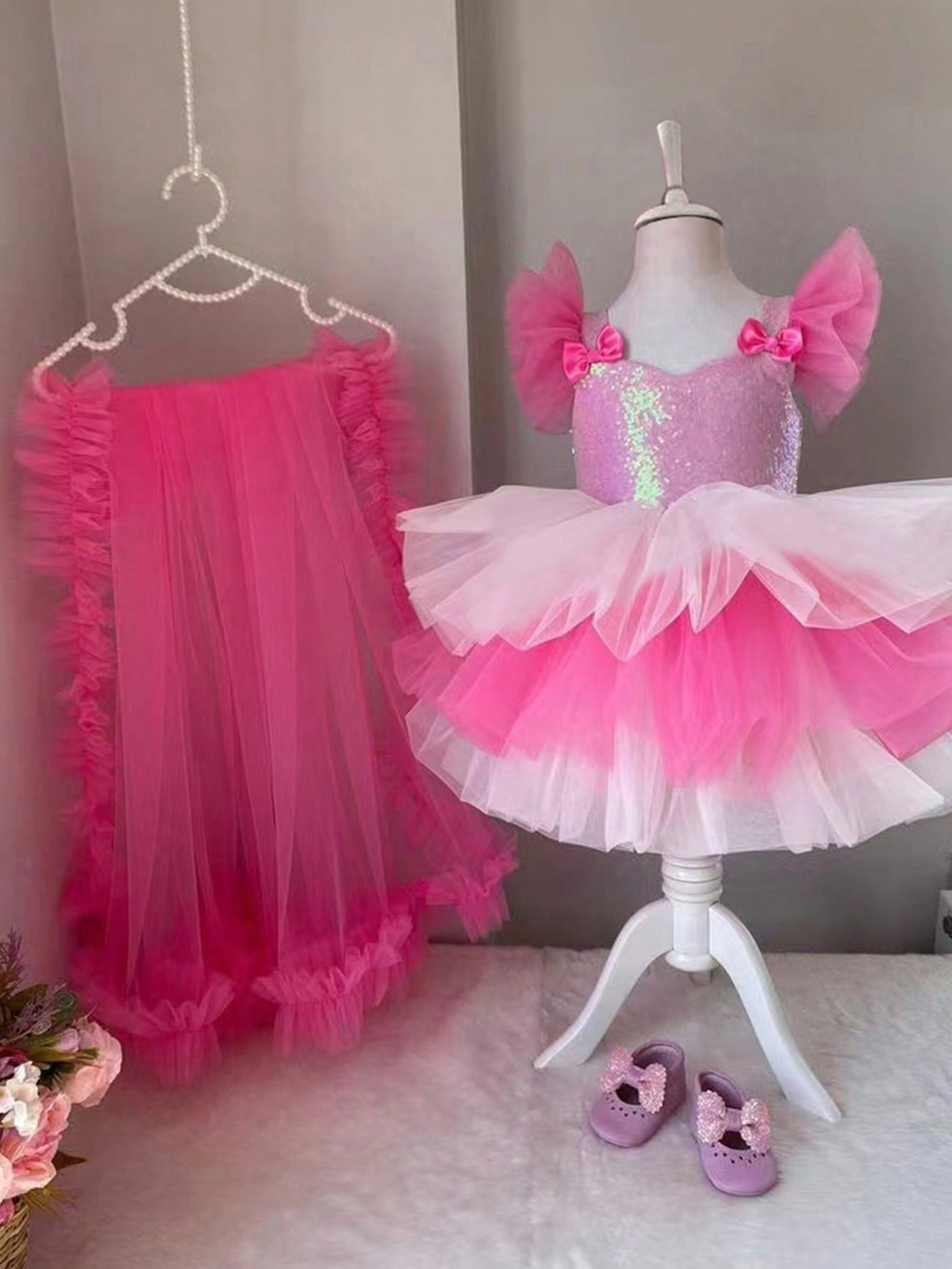 Young Girls Partywear