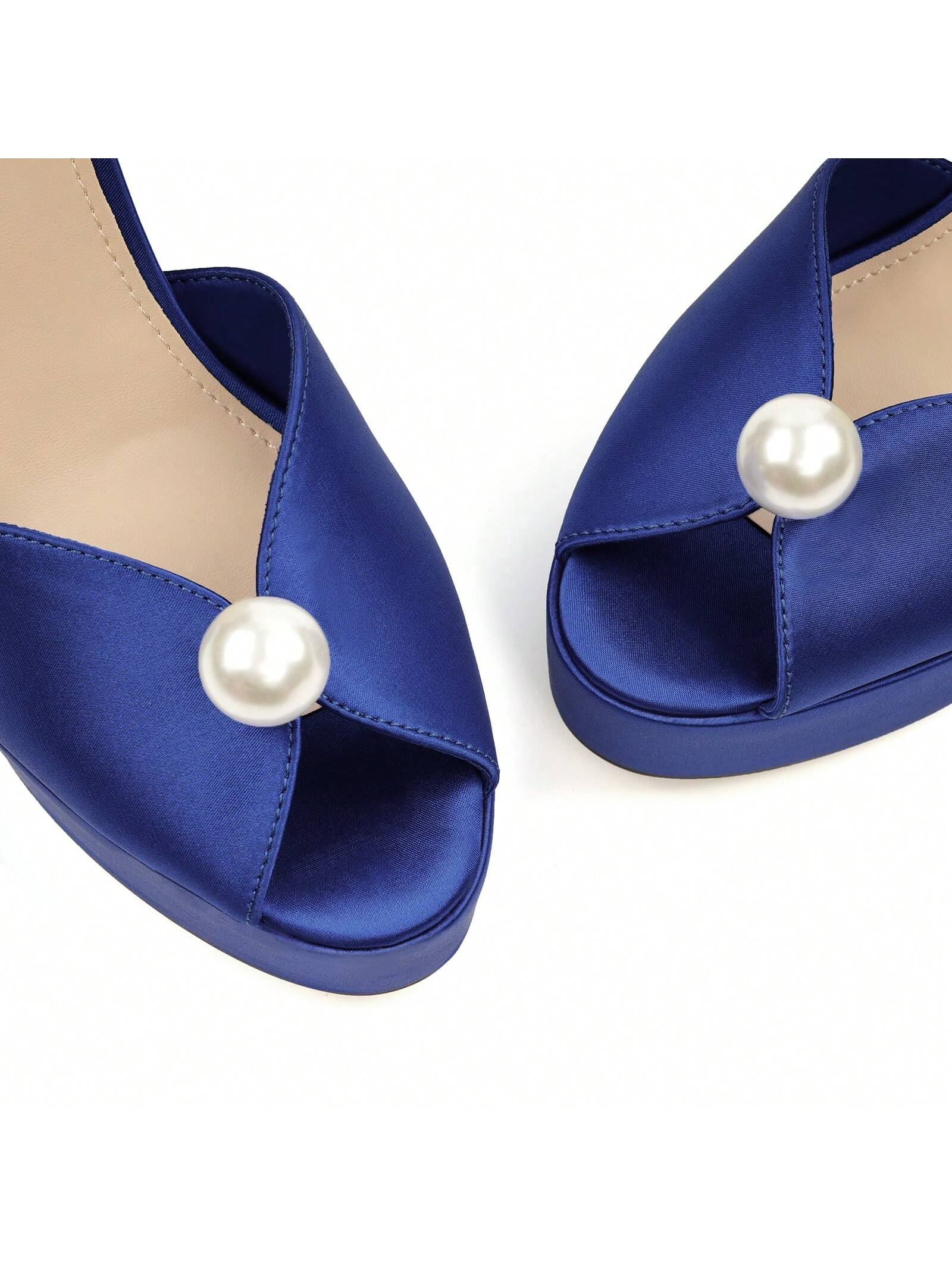 In Royal Blue Women Pumps