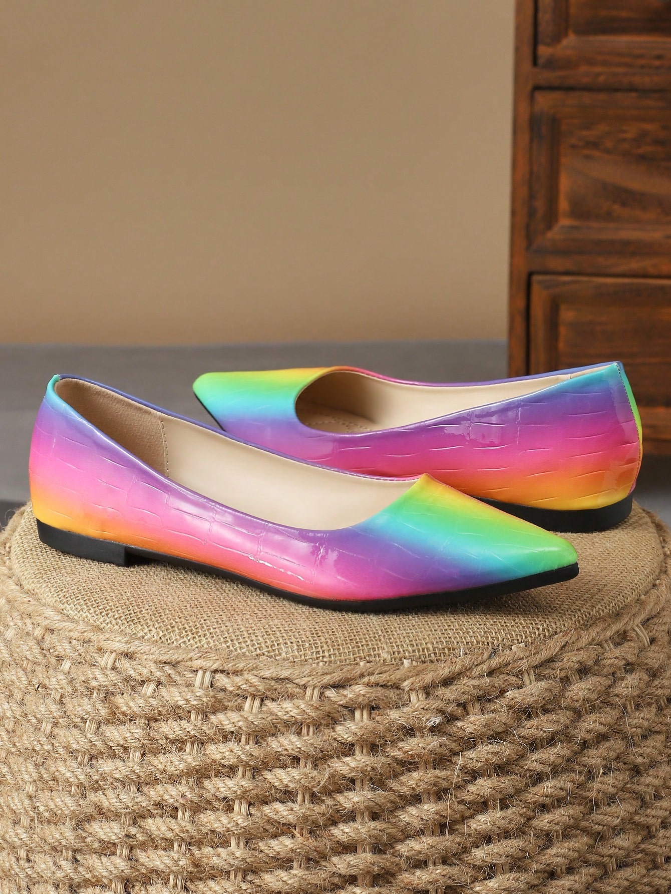 In Multicolor Women Flats