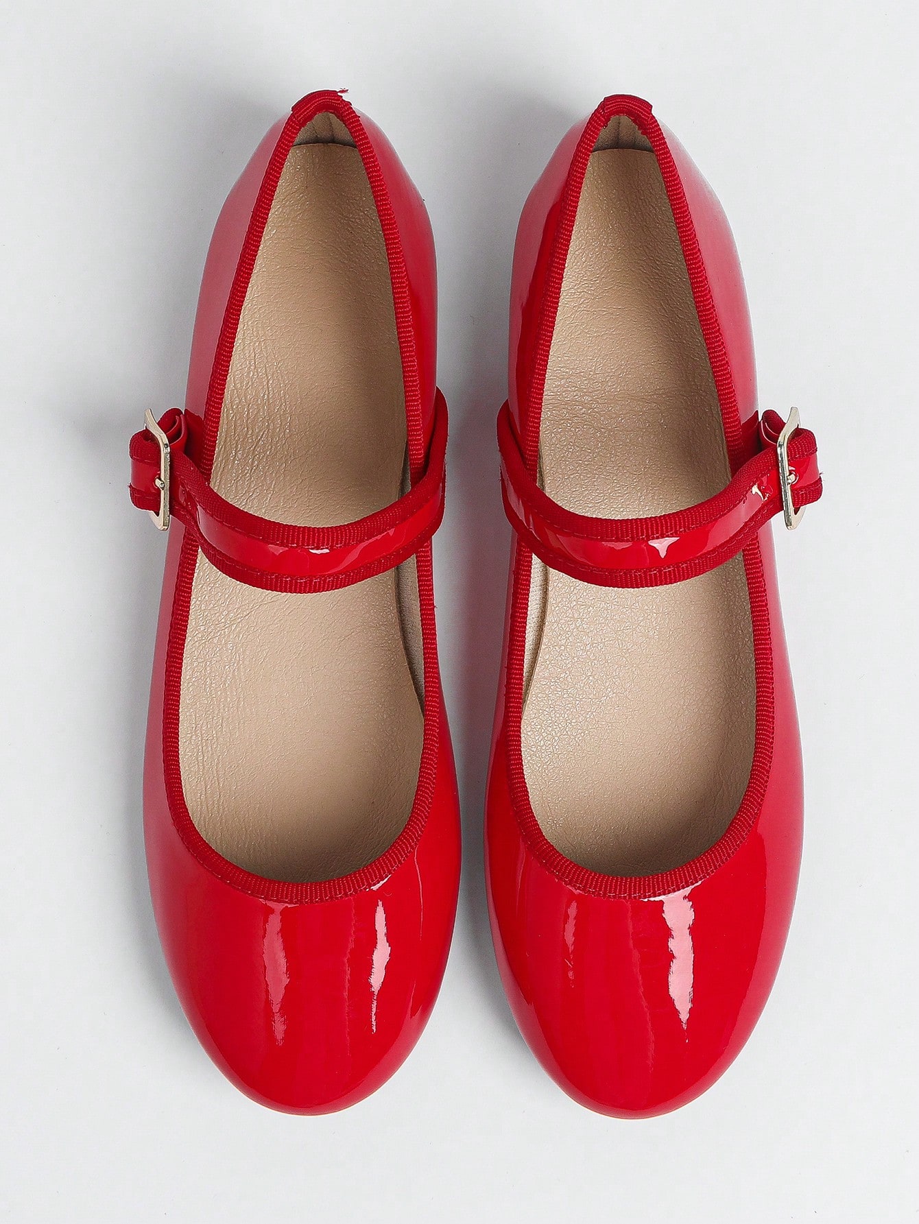 In Red Women Flats