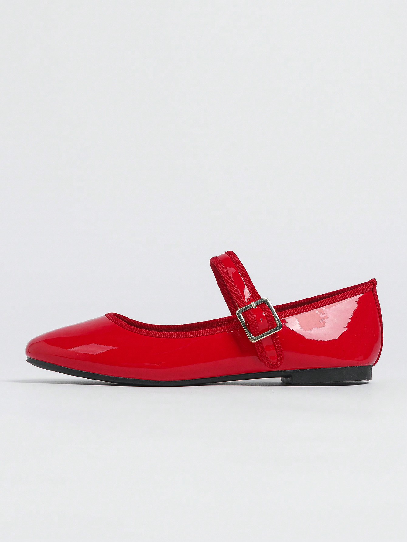 In Red Women Flats