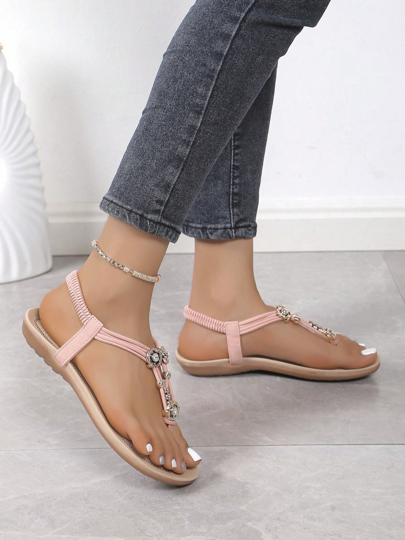 In Baby Pink Women Flat Sandals