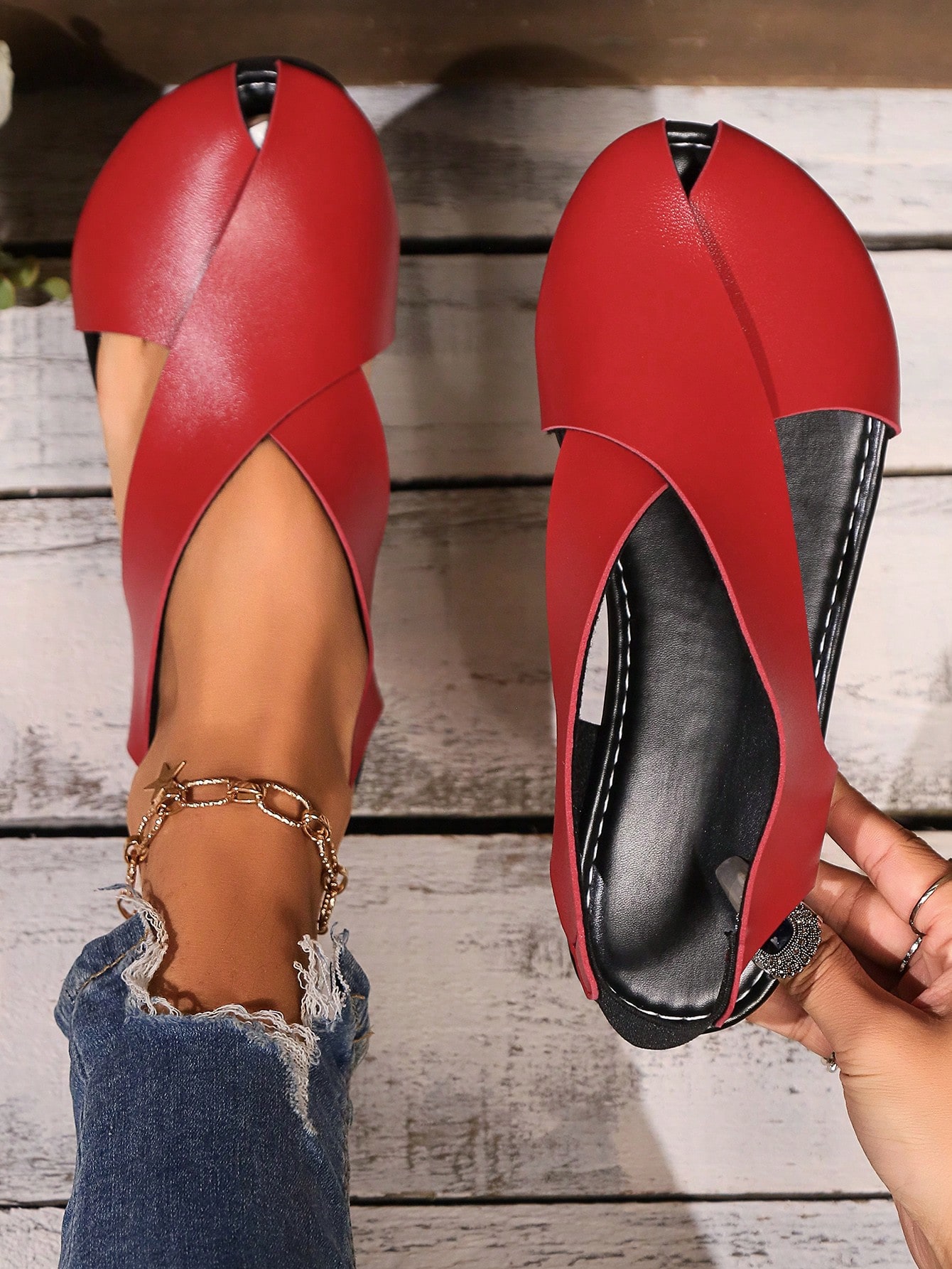 In Red Women Flats