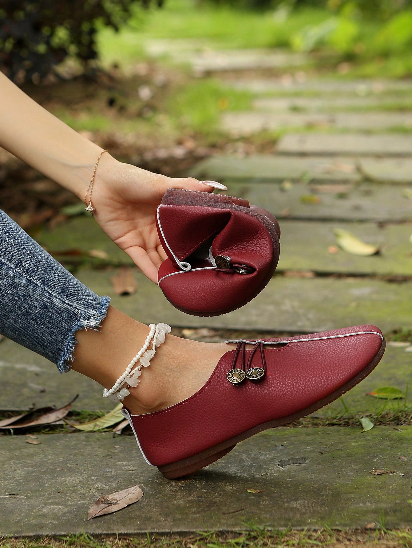 In Burgundy Women Flats