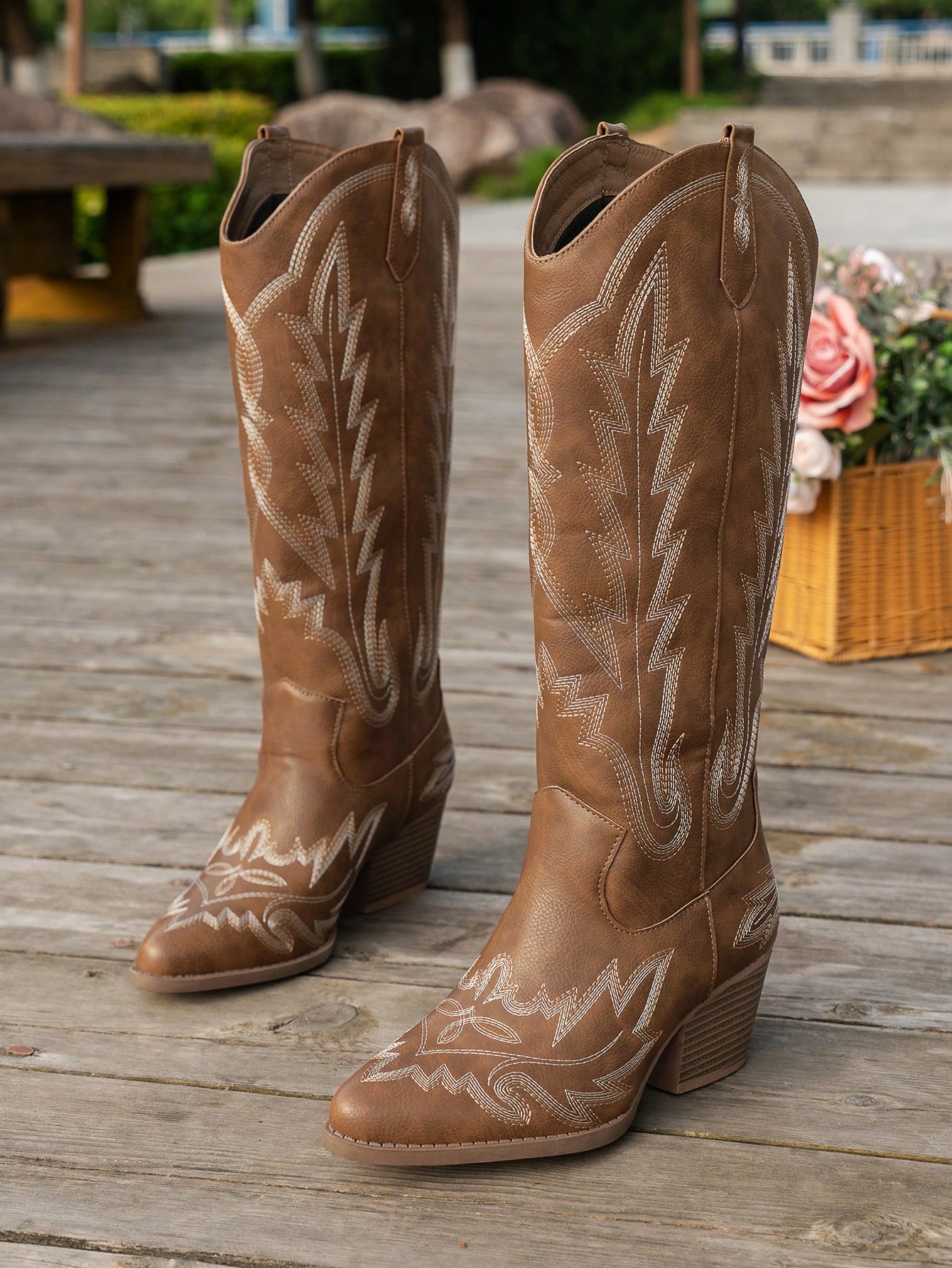 In Brown Women Mid-Calf Boots