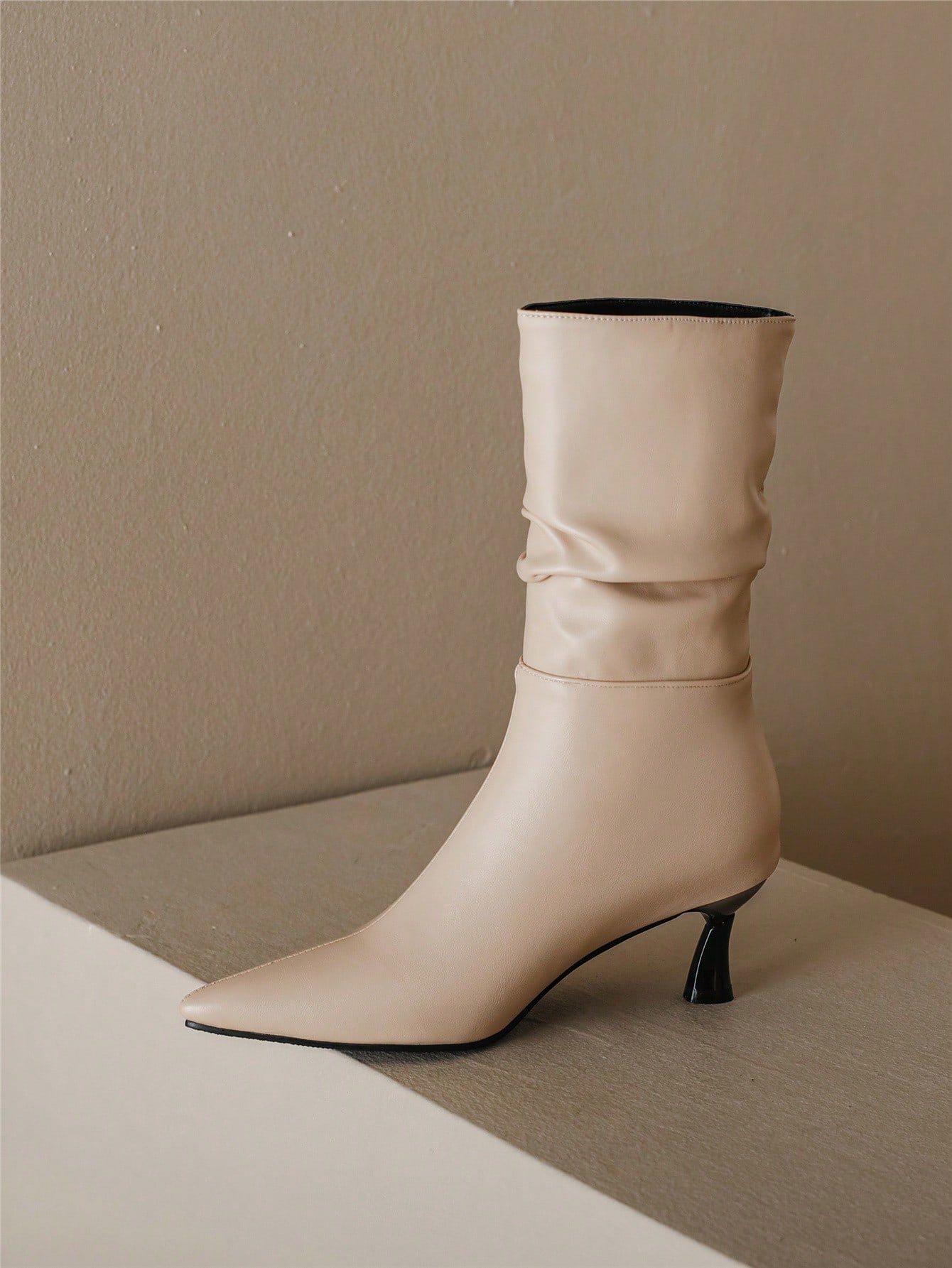 In Apricot Women Fashion Boots