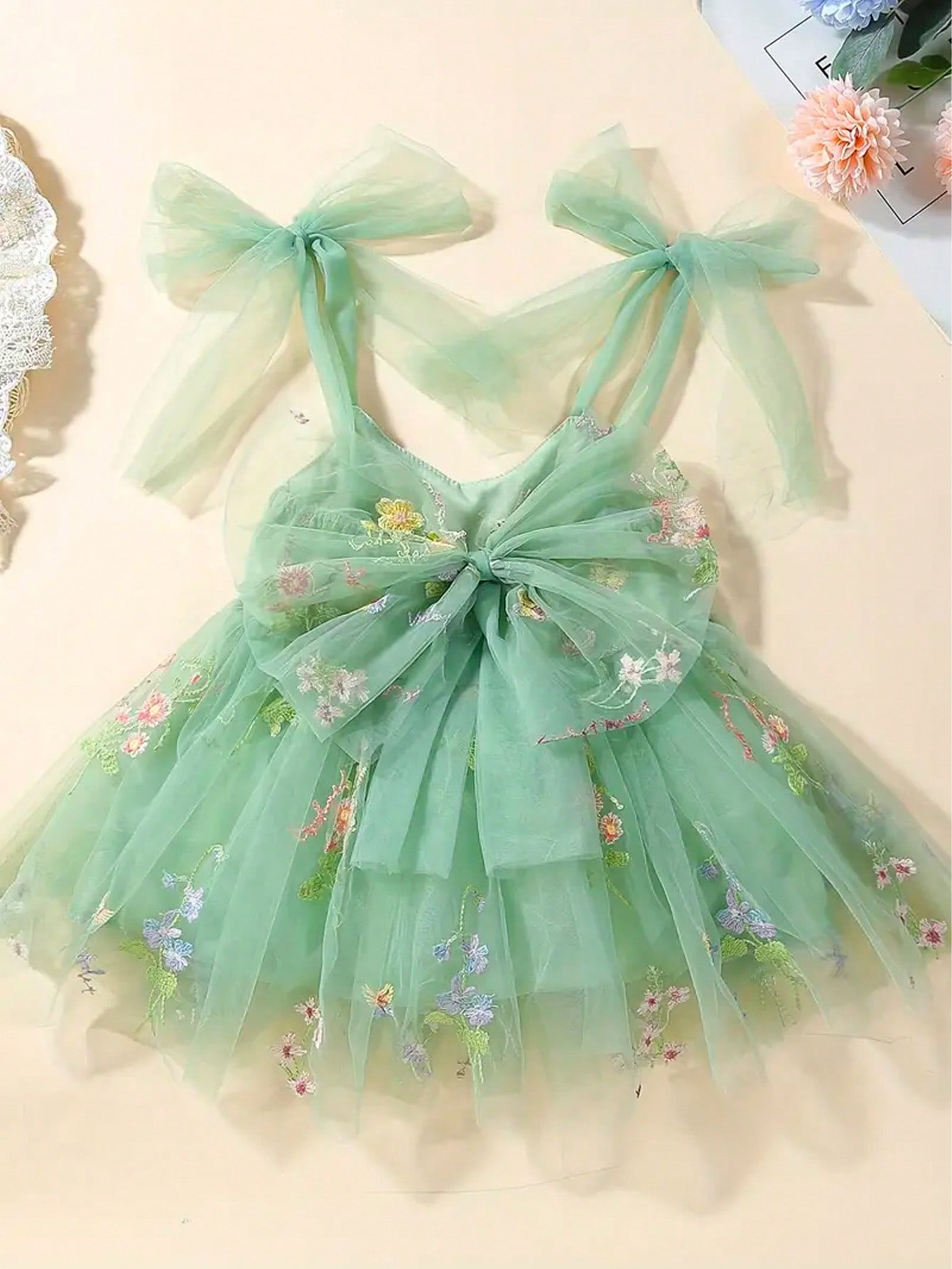 Young Girls Partywear