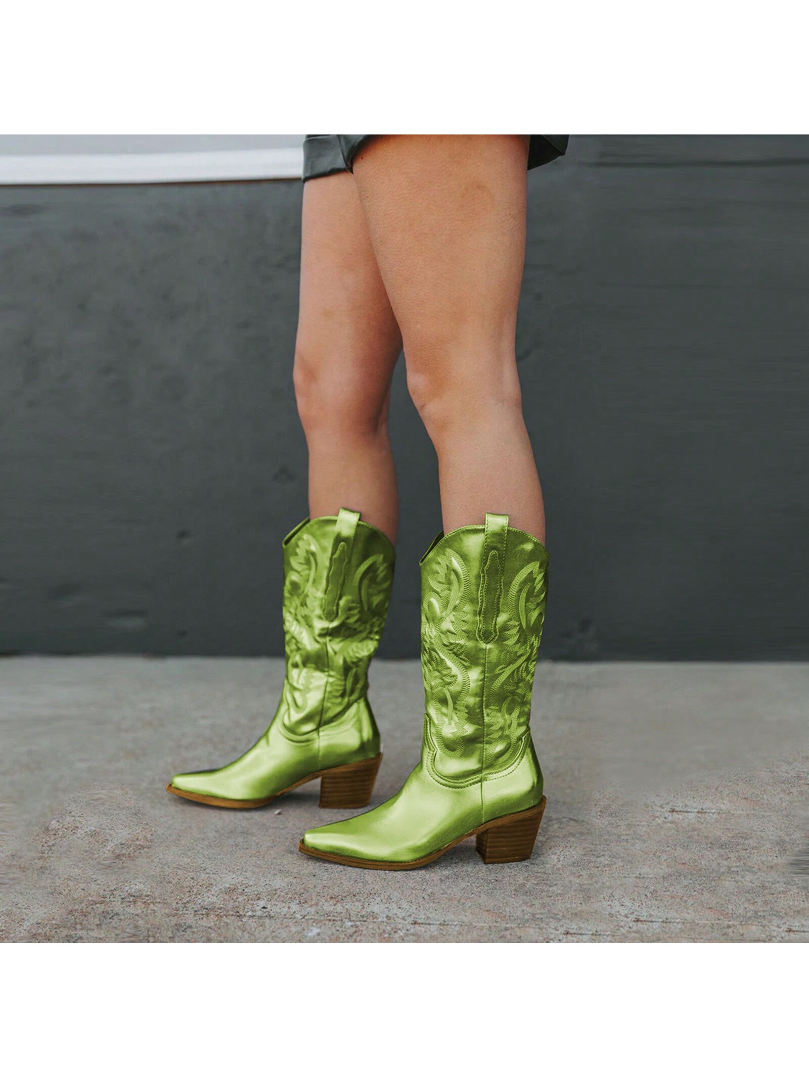 In Green Women Fashion Boots