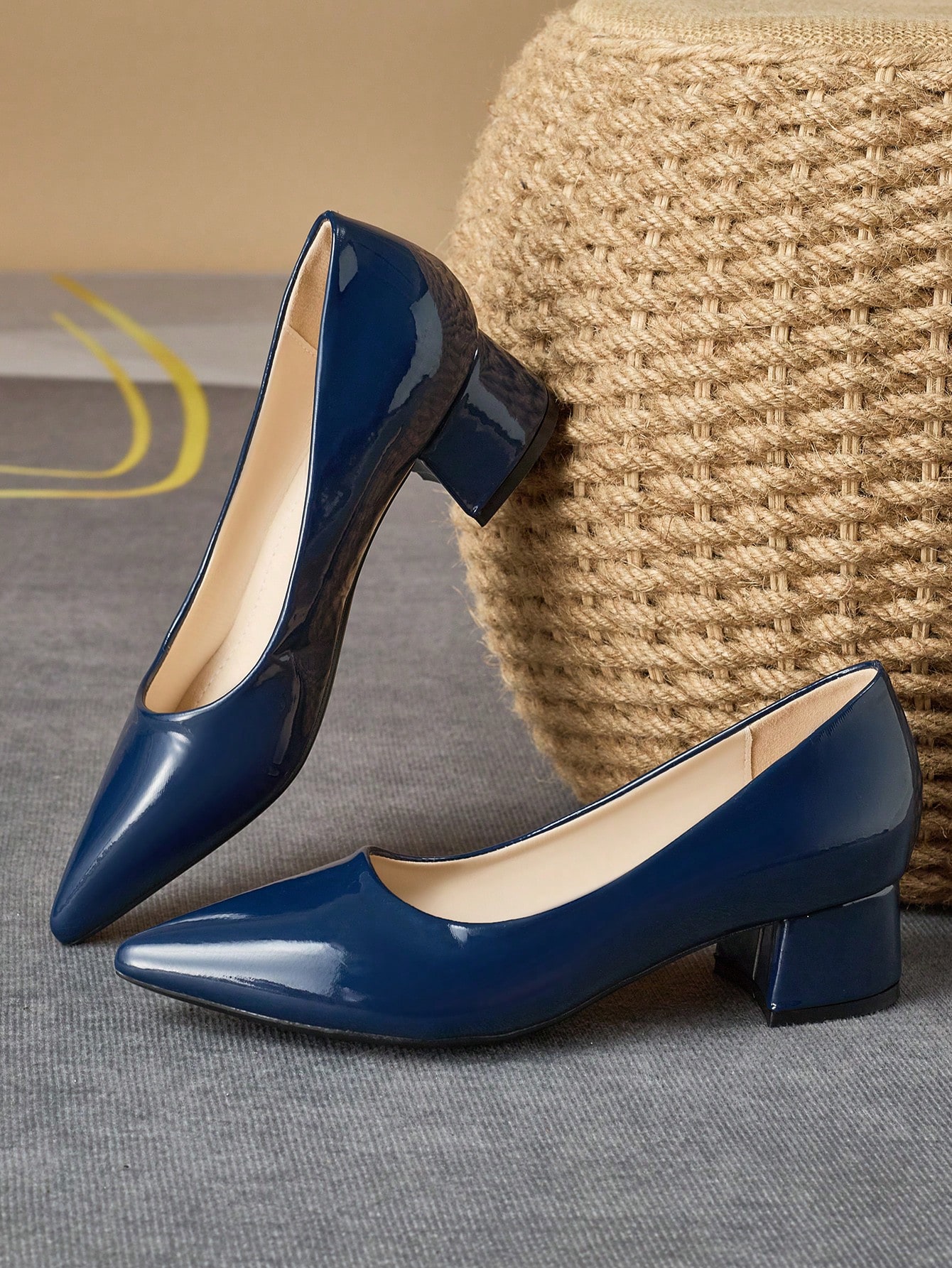 In Navy Blue Women Pumps