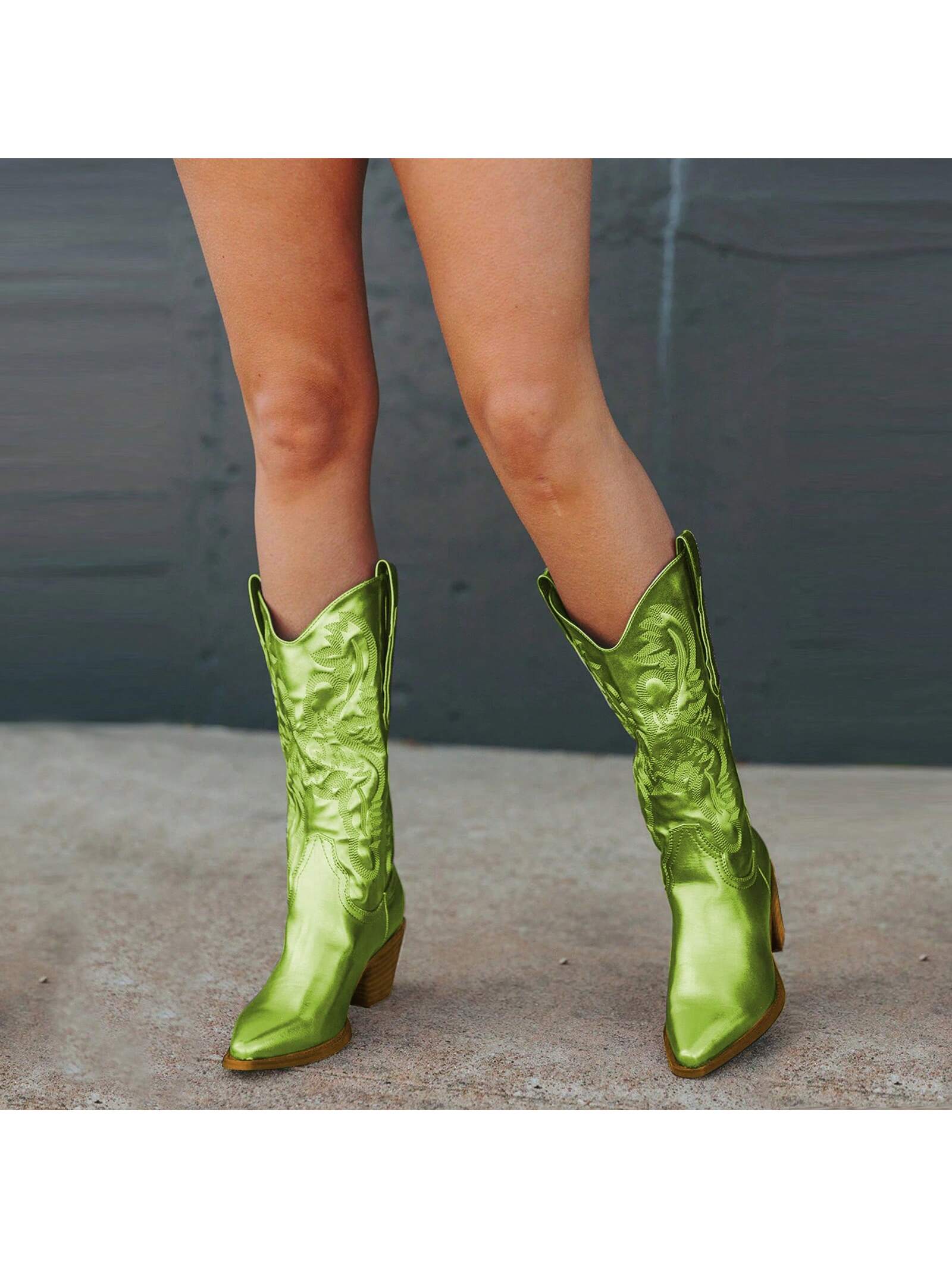 In Green Women Fashion Boots