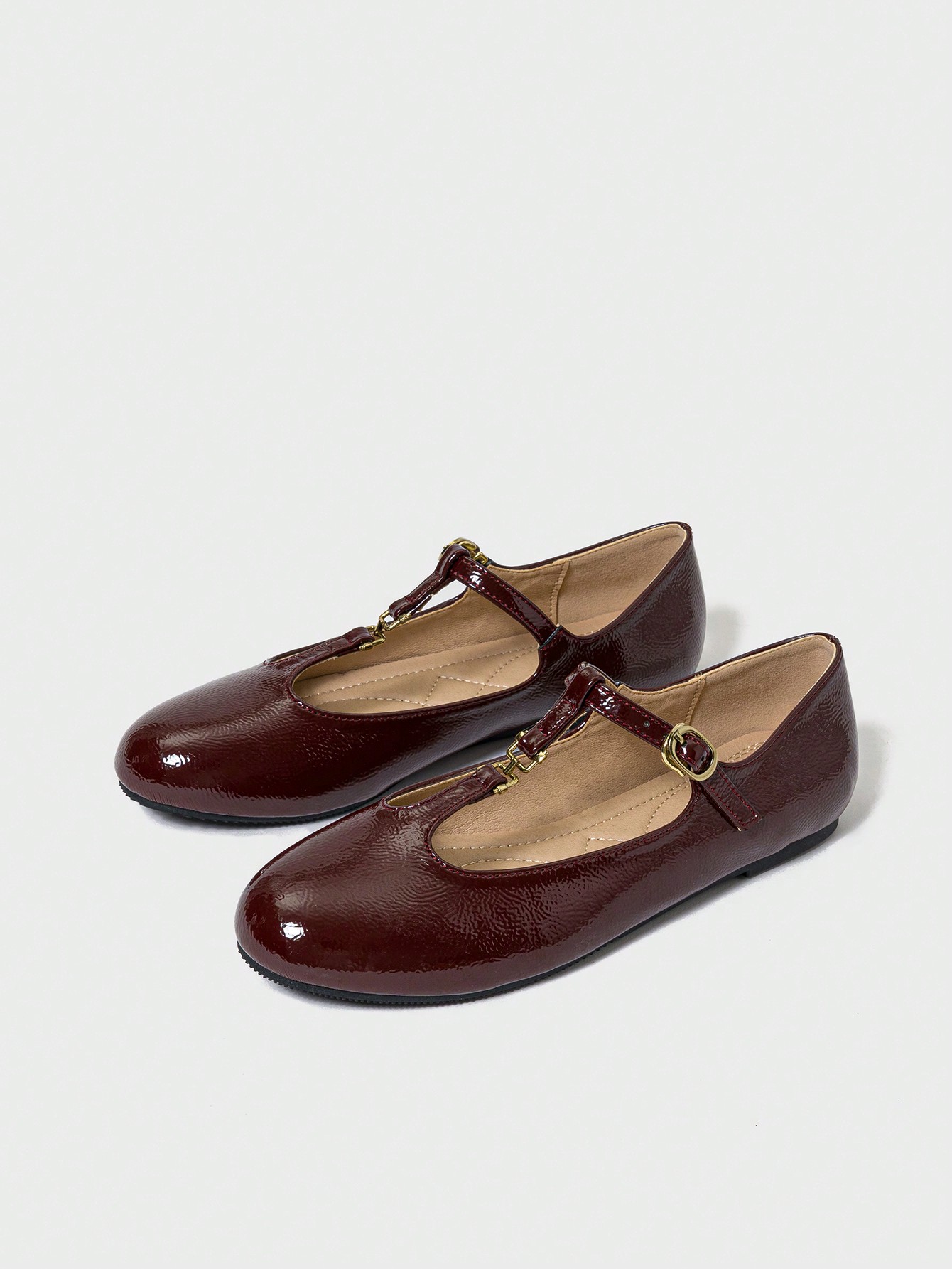 In Burgundy Women Flats