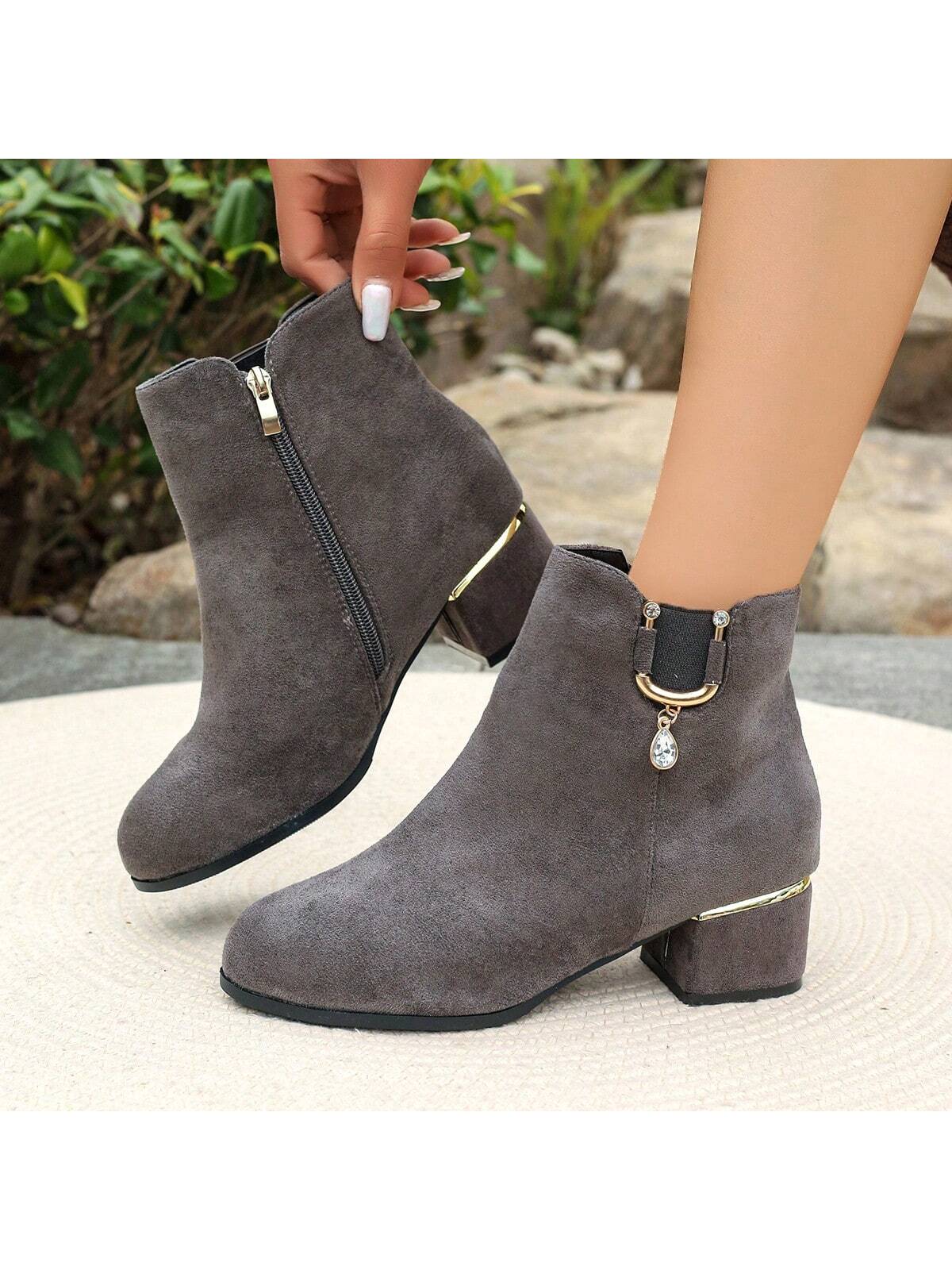 In Grey Women Ankle Boots & Booties