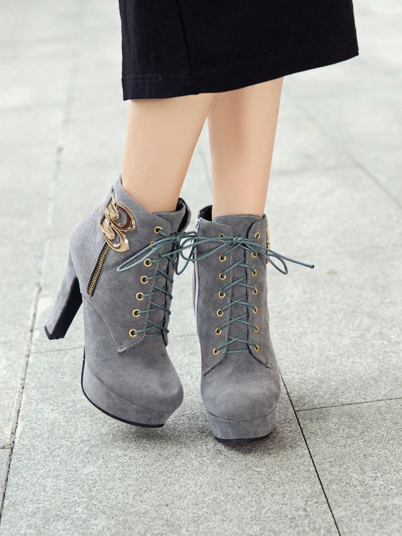 In Grey Women Ankle Boots & Booties